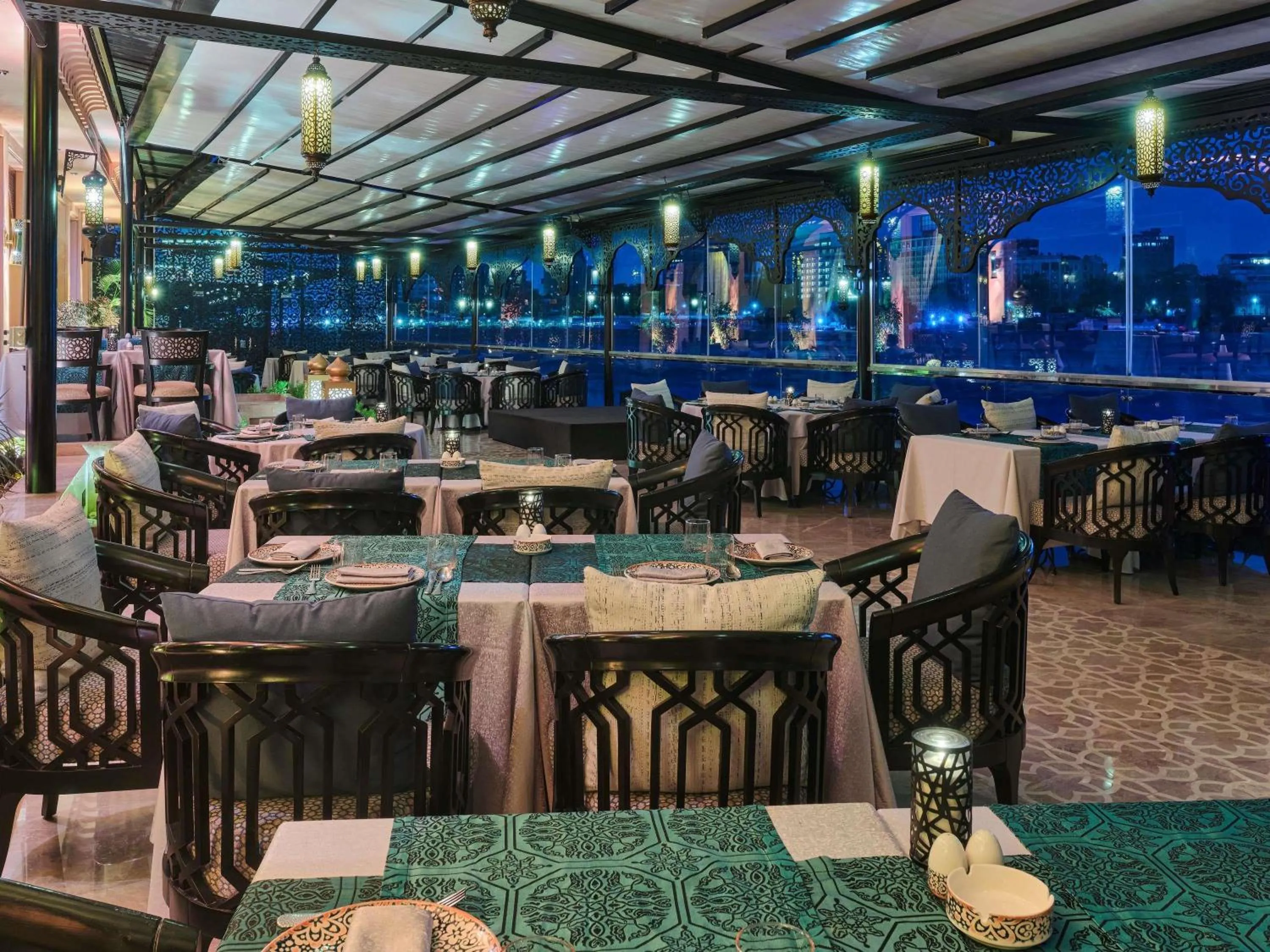 Restaurant/places to eat in Sofitel Cairo Nile El Gezirah