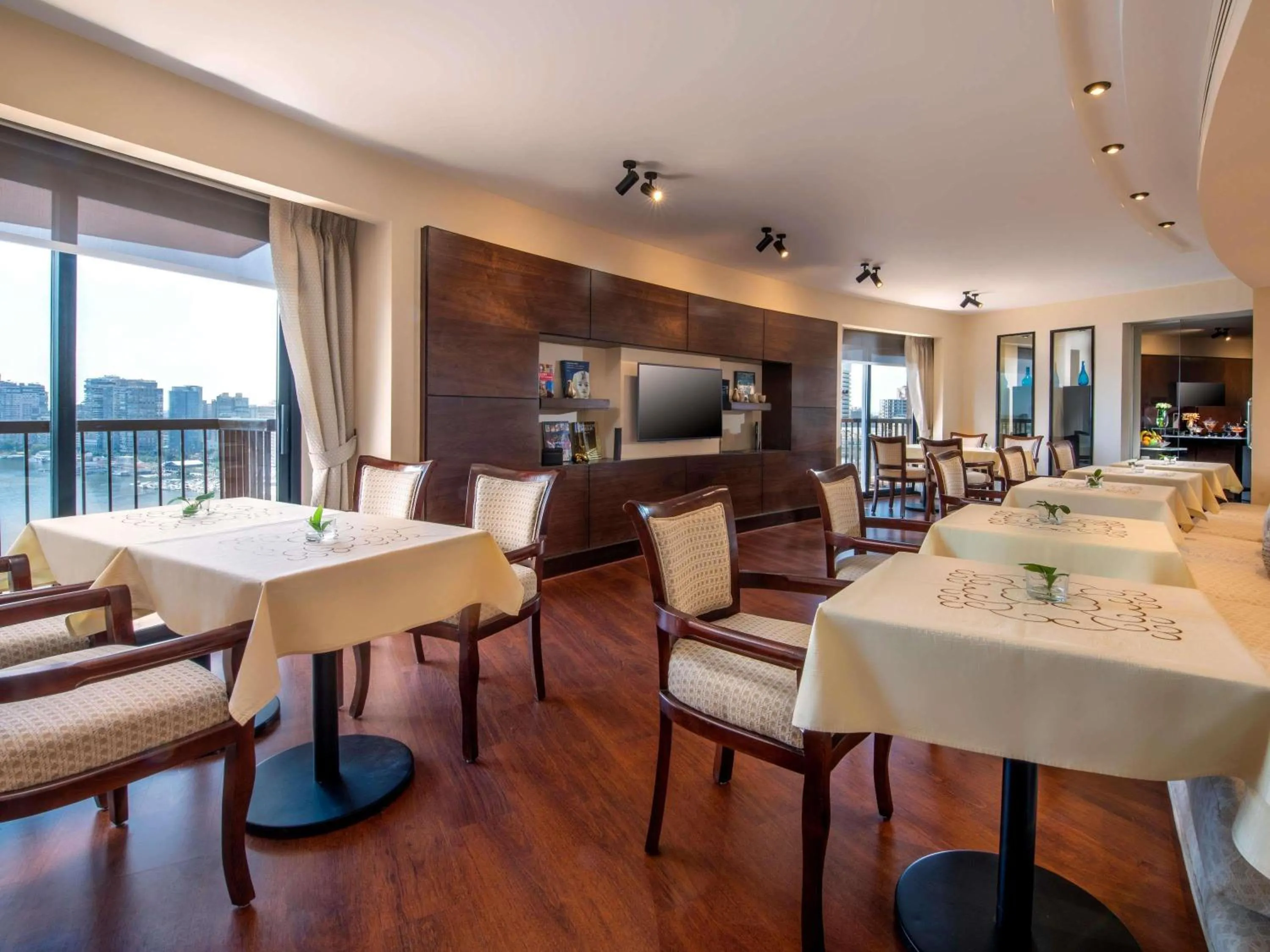 Bedroom in Sofitel Cairo Nile El Gezirah