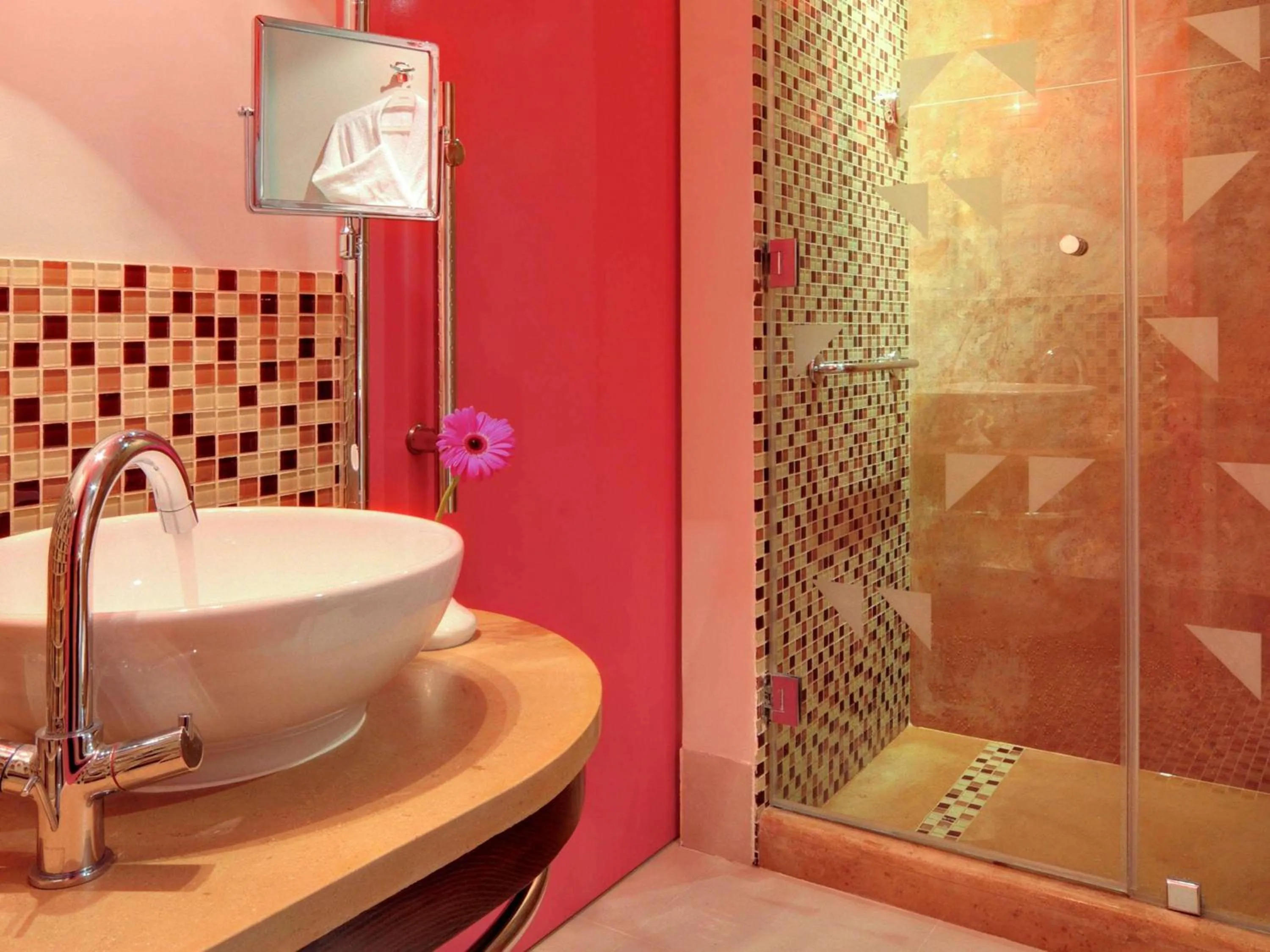 Bathroom in Mercure Hurghada Hotel