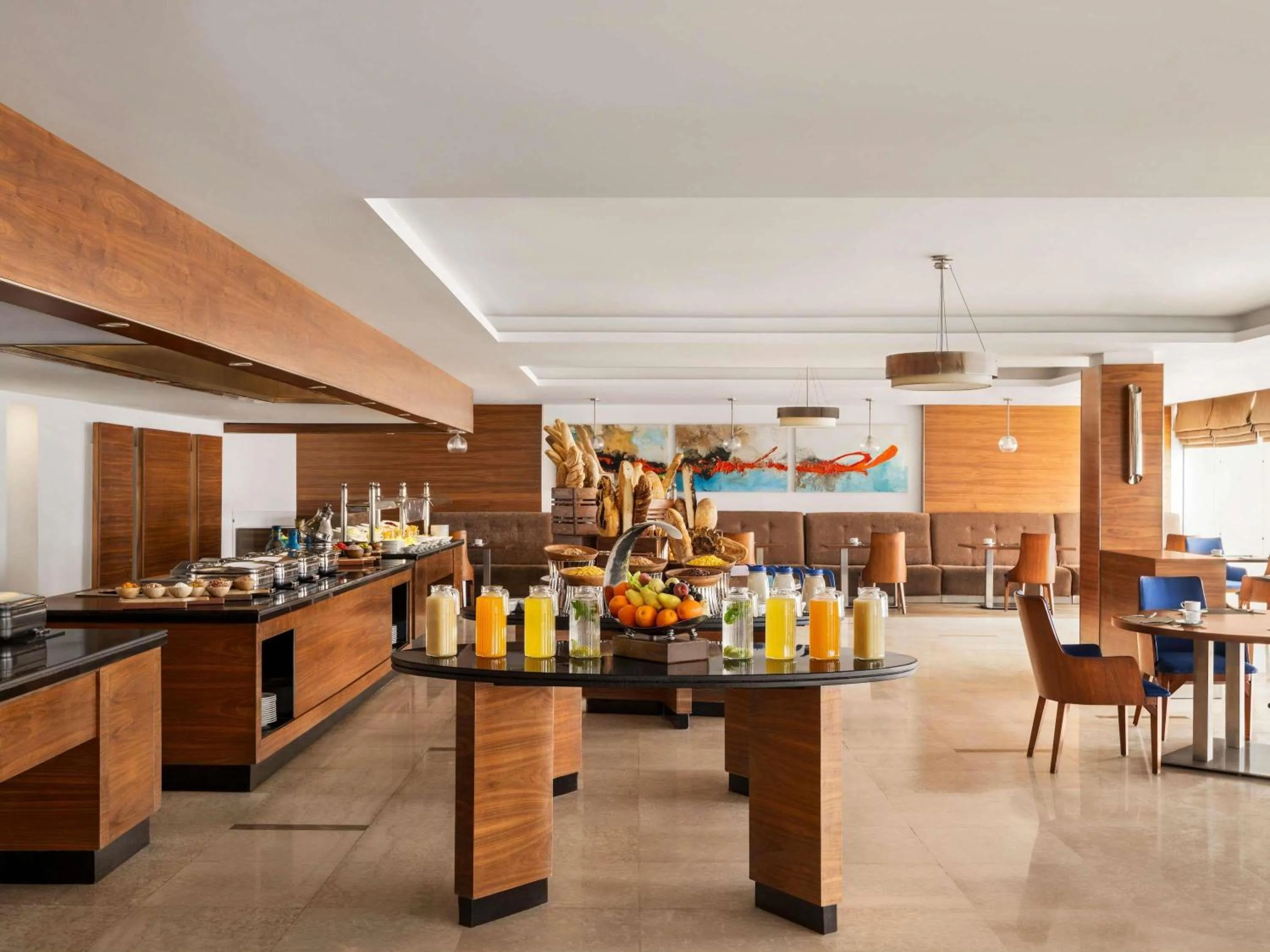 Restaurant/places to eat in Novotel Cairo Airport