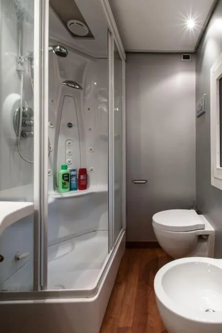 Shower in Piccola dimora in palazzo storico