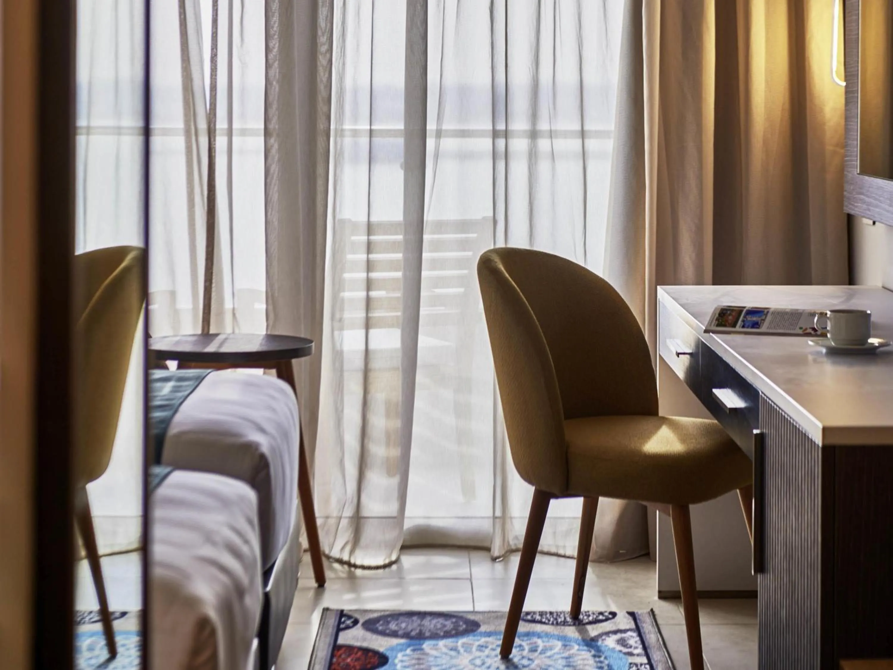 Bedroom, Bed in Mercure Ismailia Forsan Island