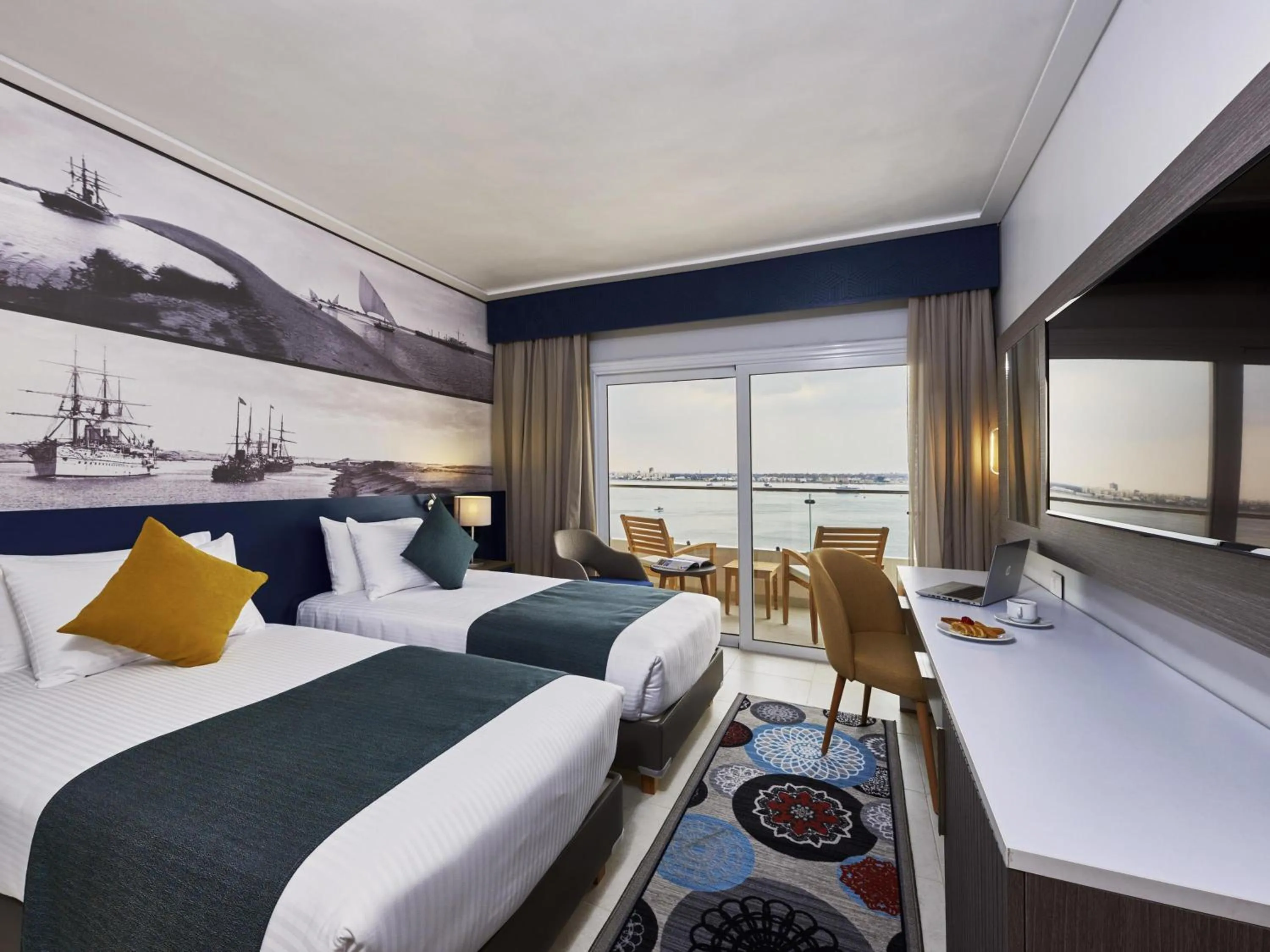 Bedroom, Bed in Mercure Ismailia Forsan Island