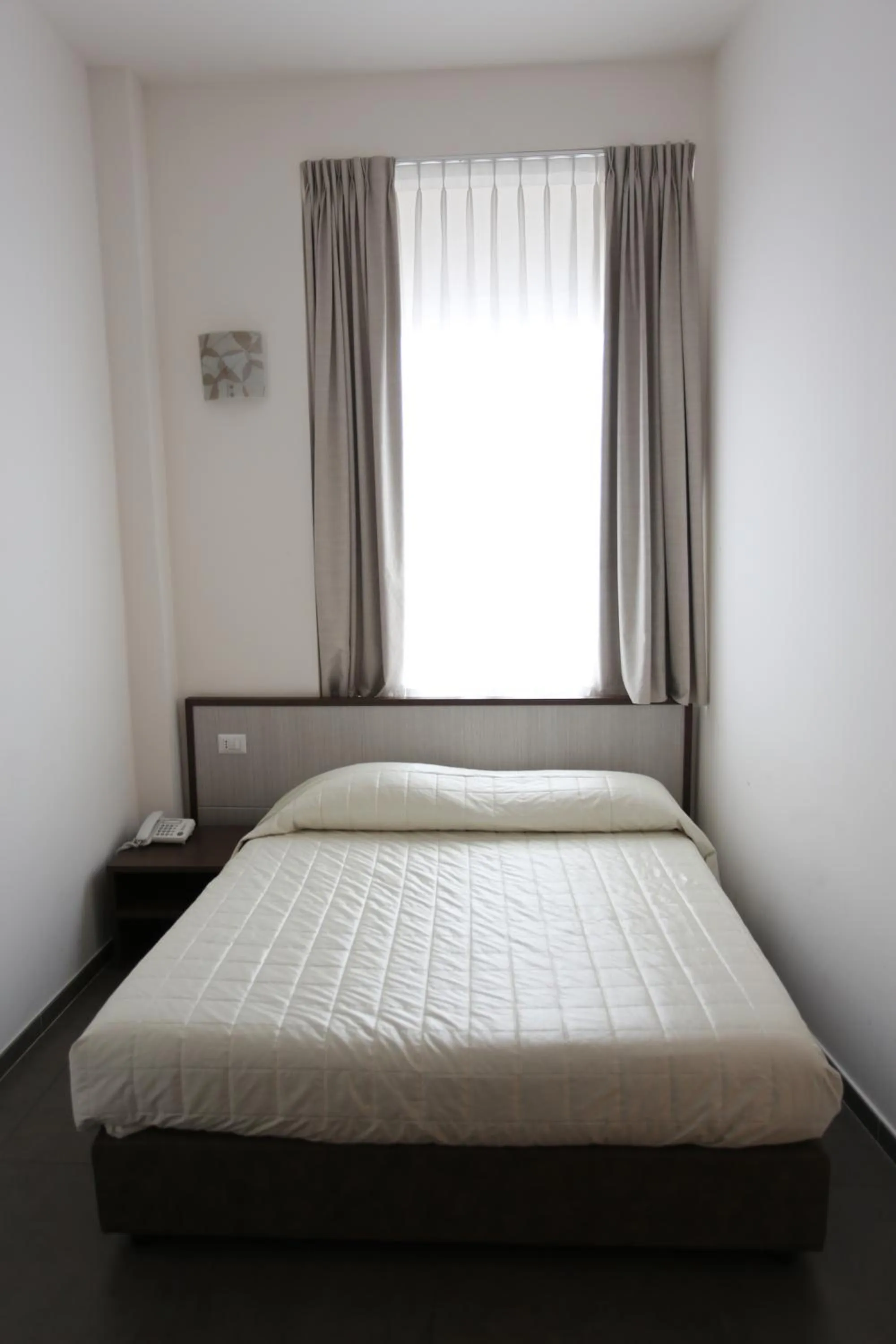 Photo of the whole room, Bed in Hotel Eubea