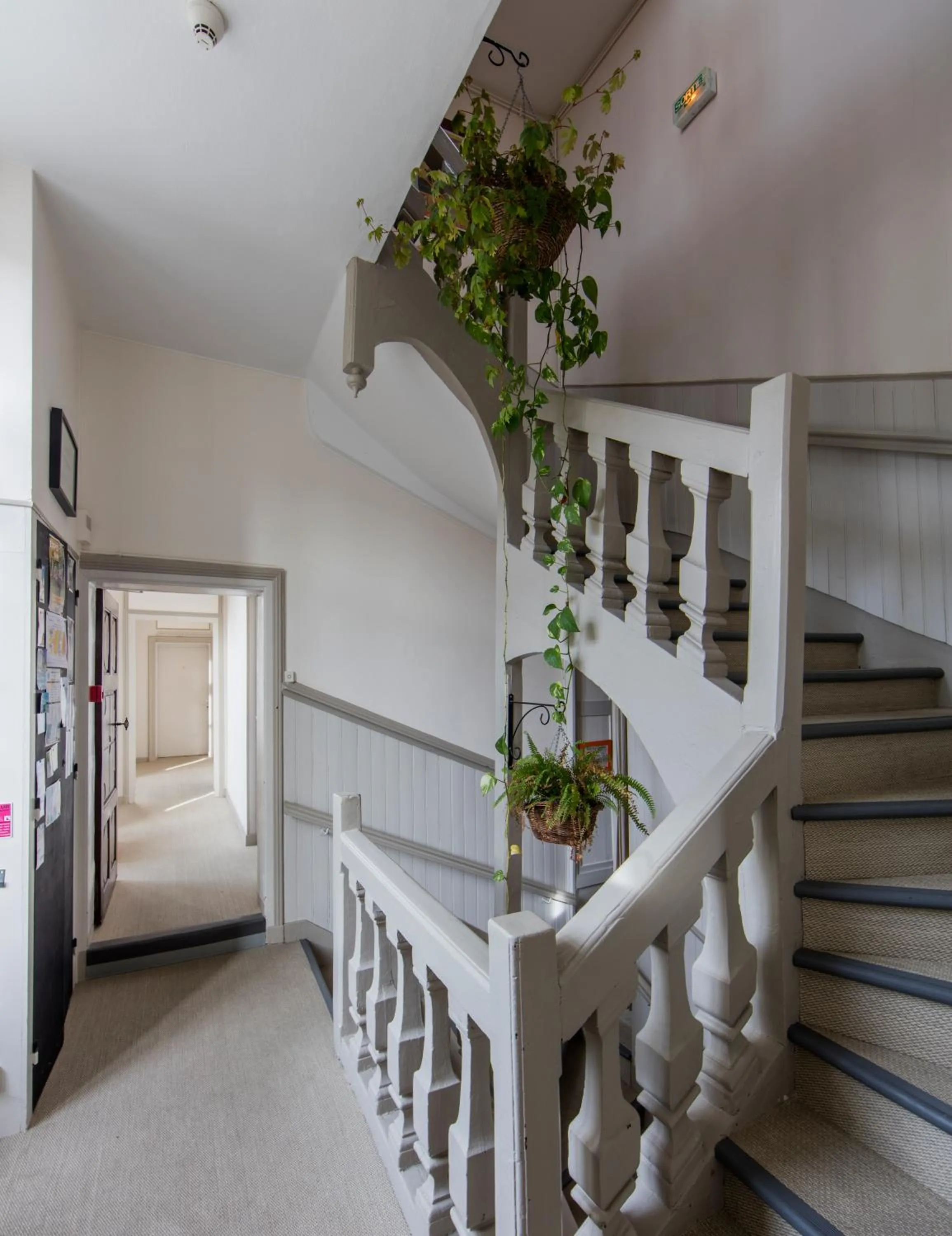 Property building in Au Fin Gourmet