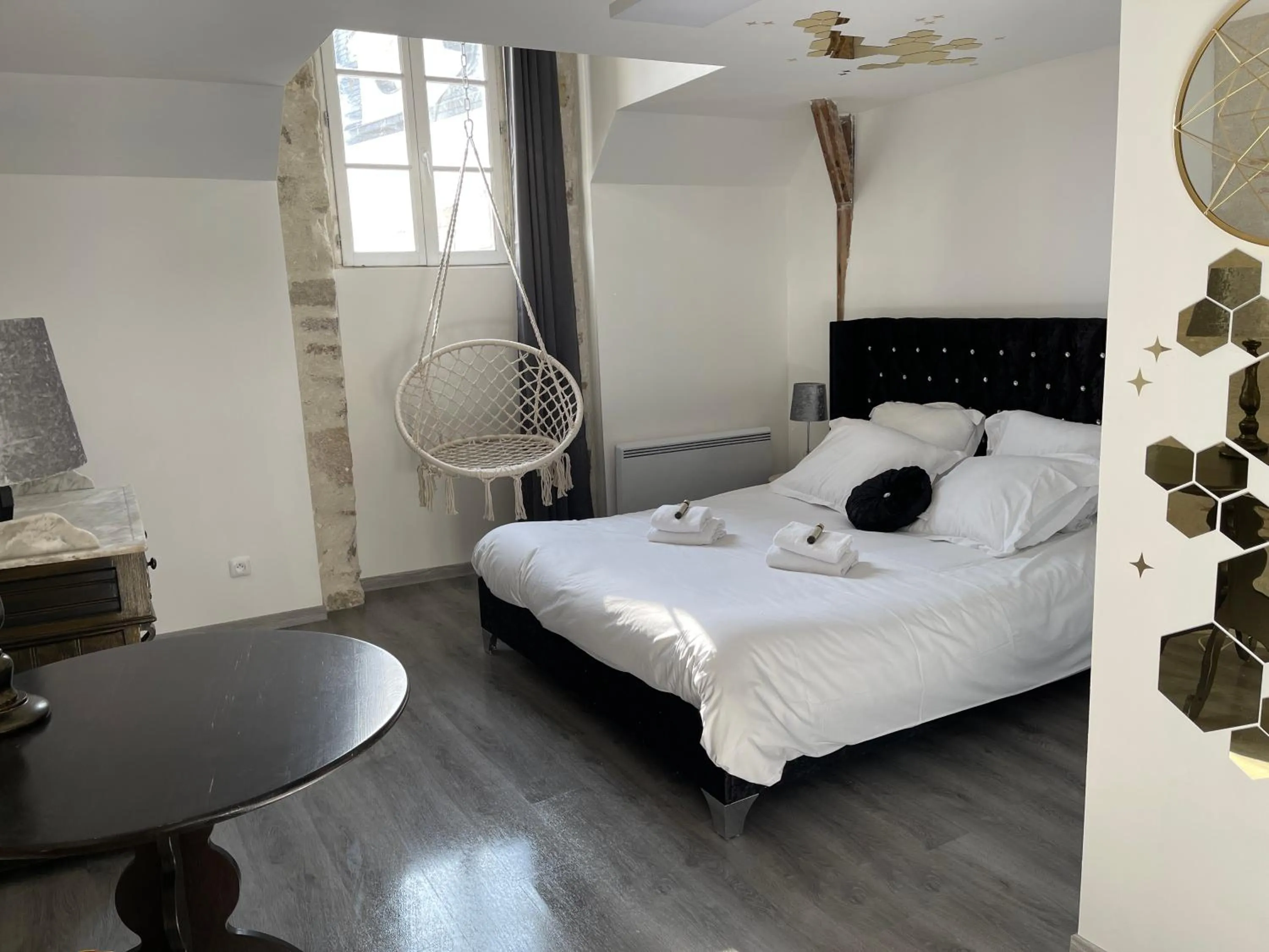 Bed in Au Fin Gourmet