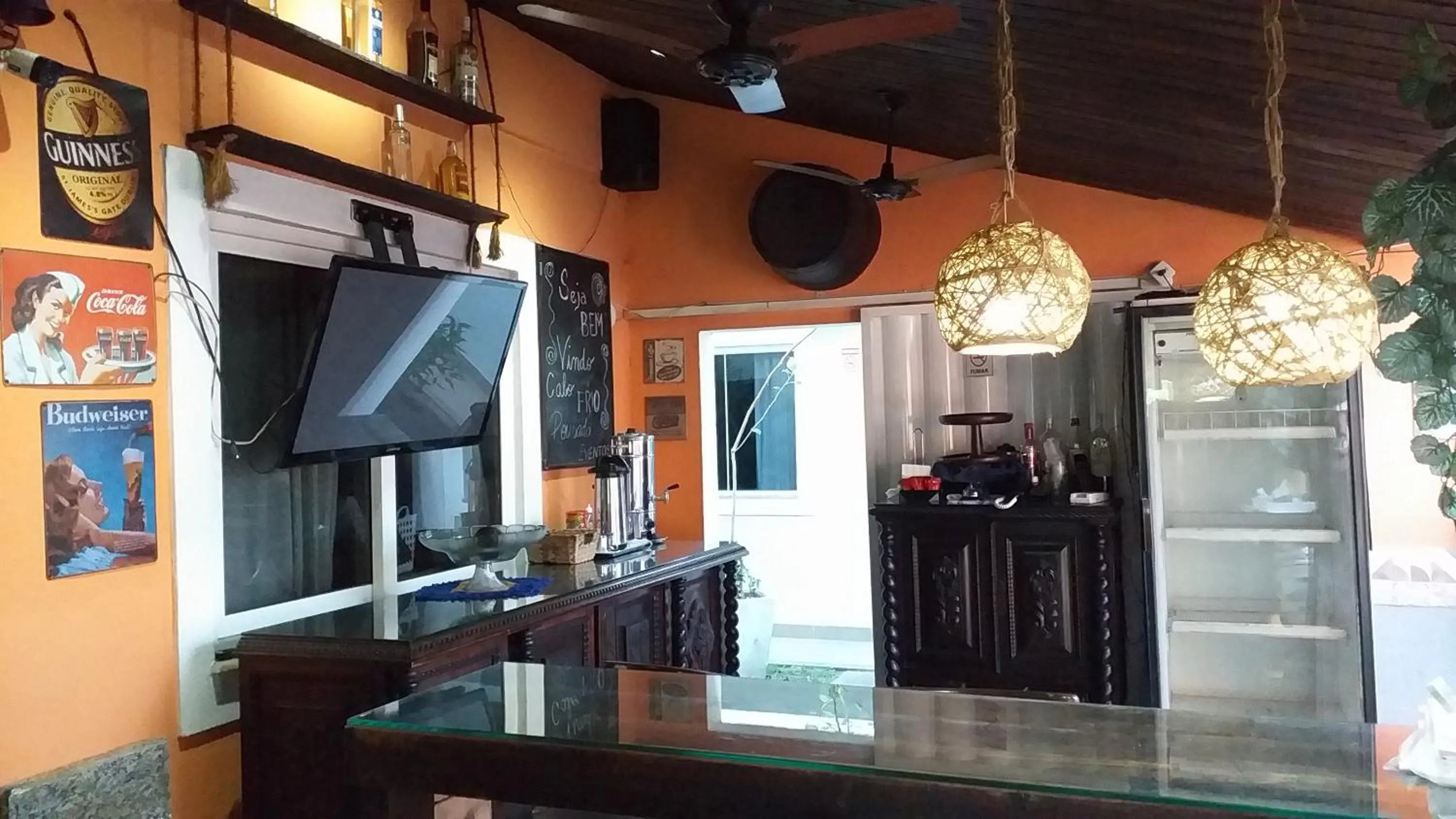 American breakfast in Airport Pousada