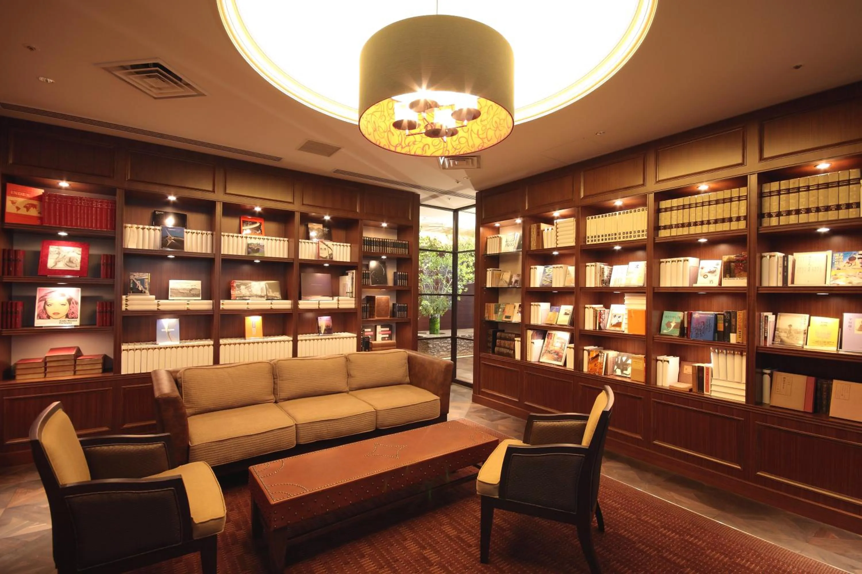 Communal lounge/ TV room in Hotel Arc Riche Toyohashi