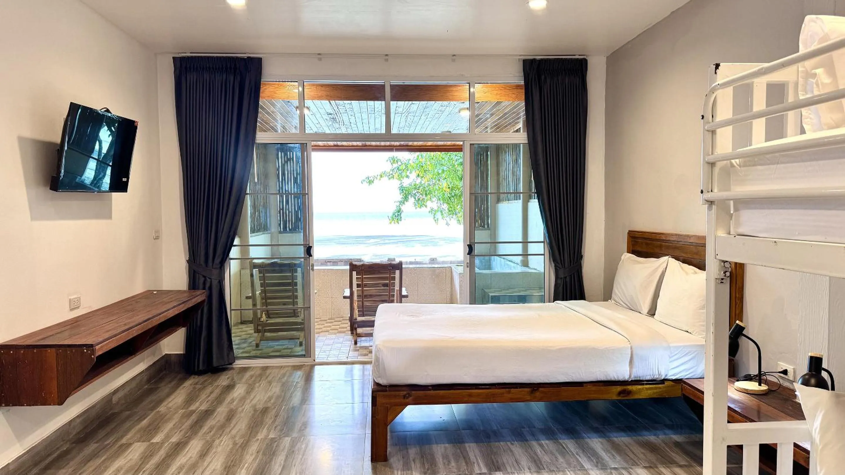 Photo of the whole room, Bed in Koh Mook Riviera Beach Resort