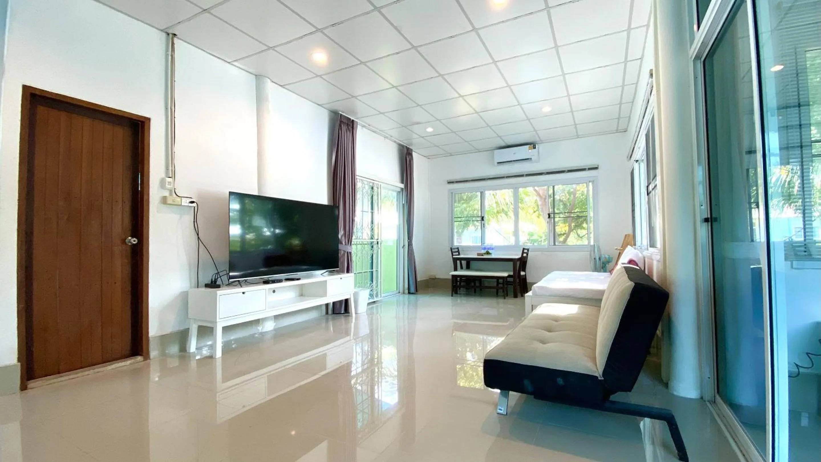 Living room in Koh Mook Riviera Beach Resort