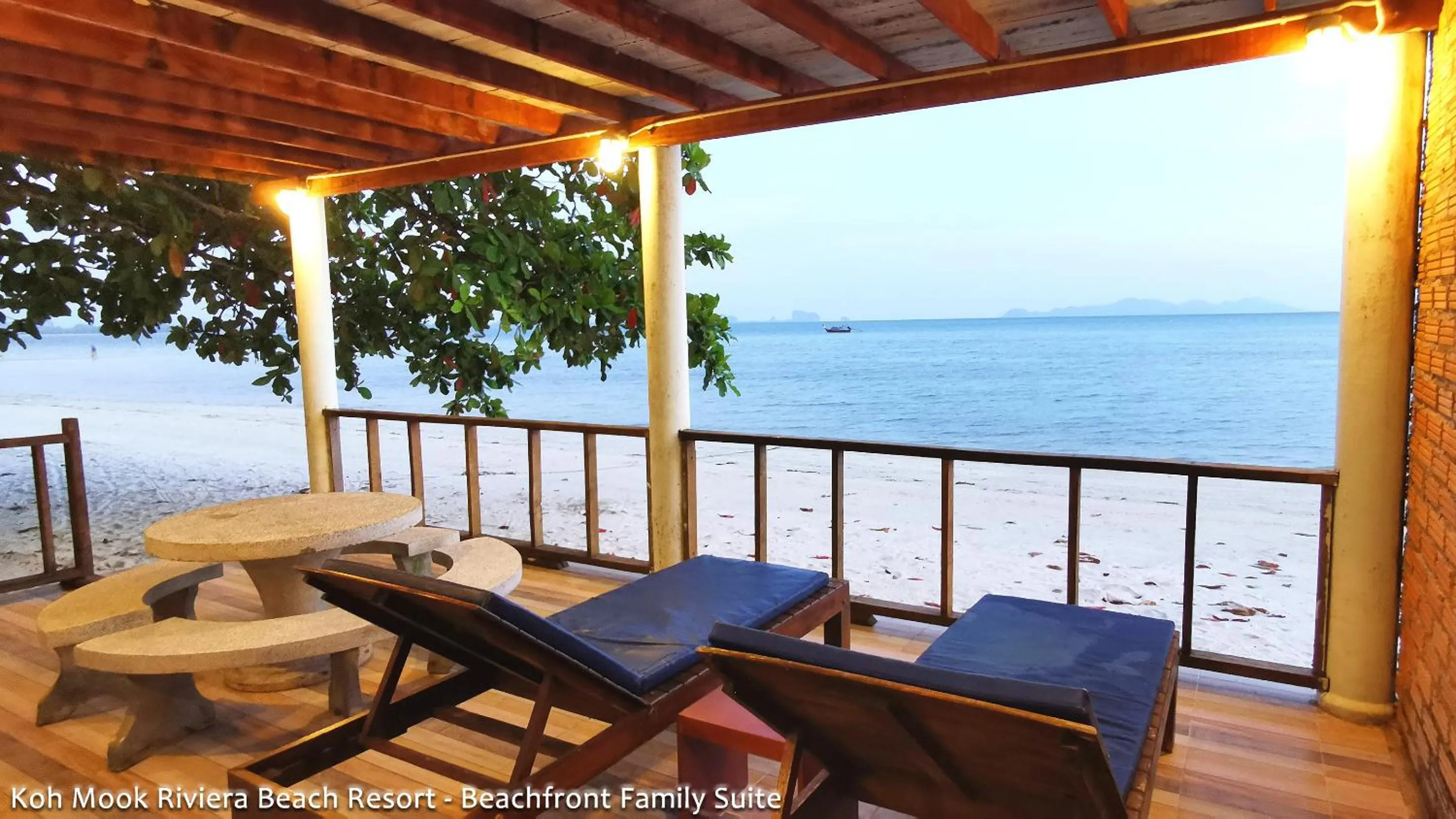 Balcony/Terrace in Koh Mook Riviera Beach Resort