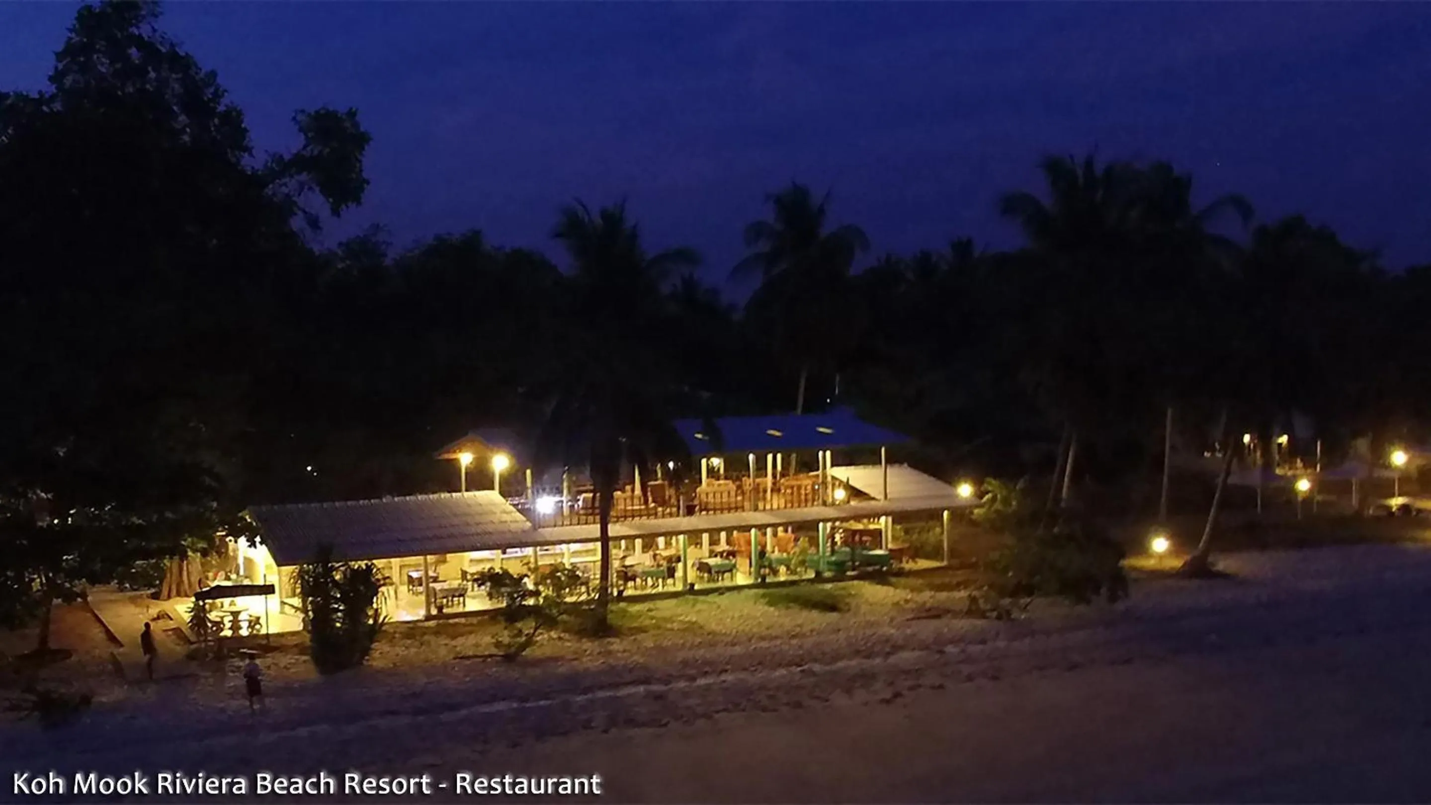 Restaurant/places to eat in Koh Mook Riviera Beach Resort