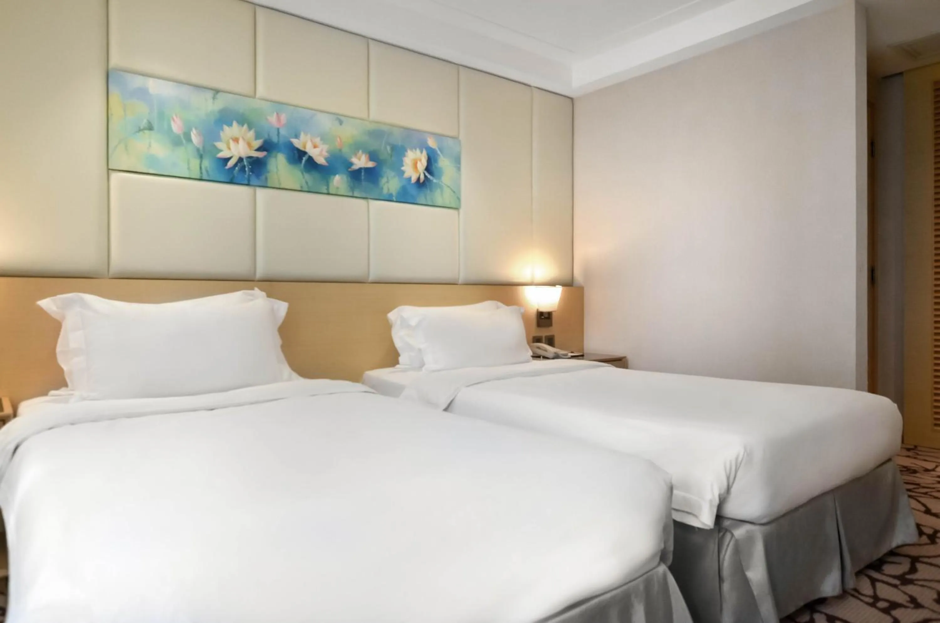 Bed in Eco Tree Hotel Sheung Wan