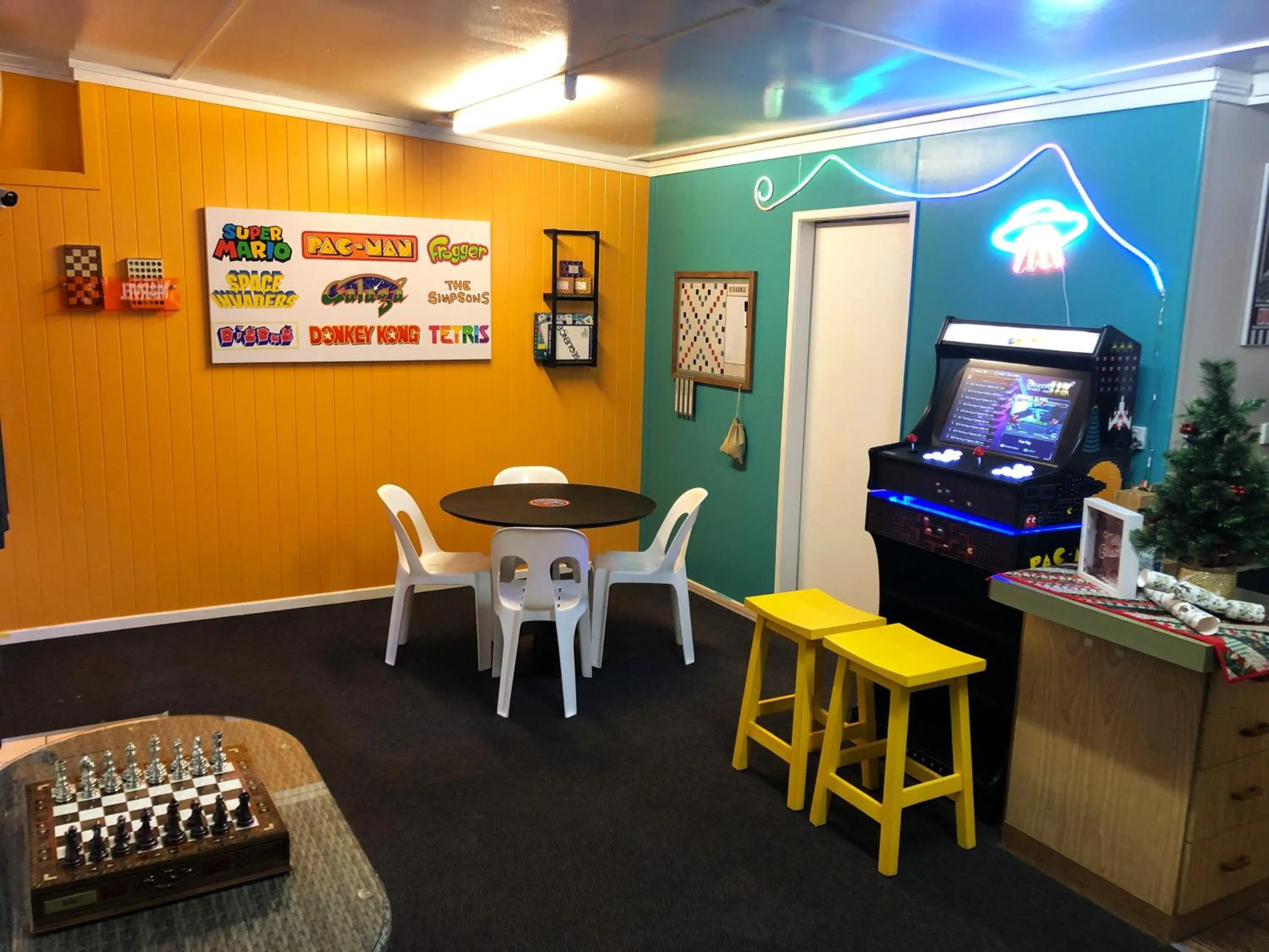 Game Room in Acacia Motel