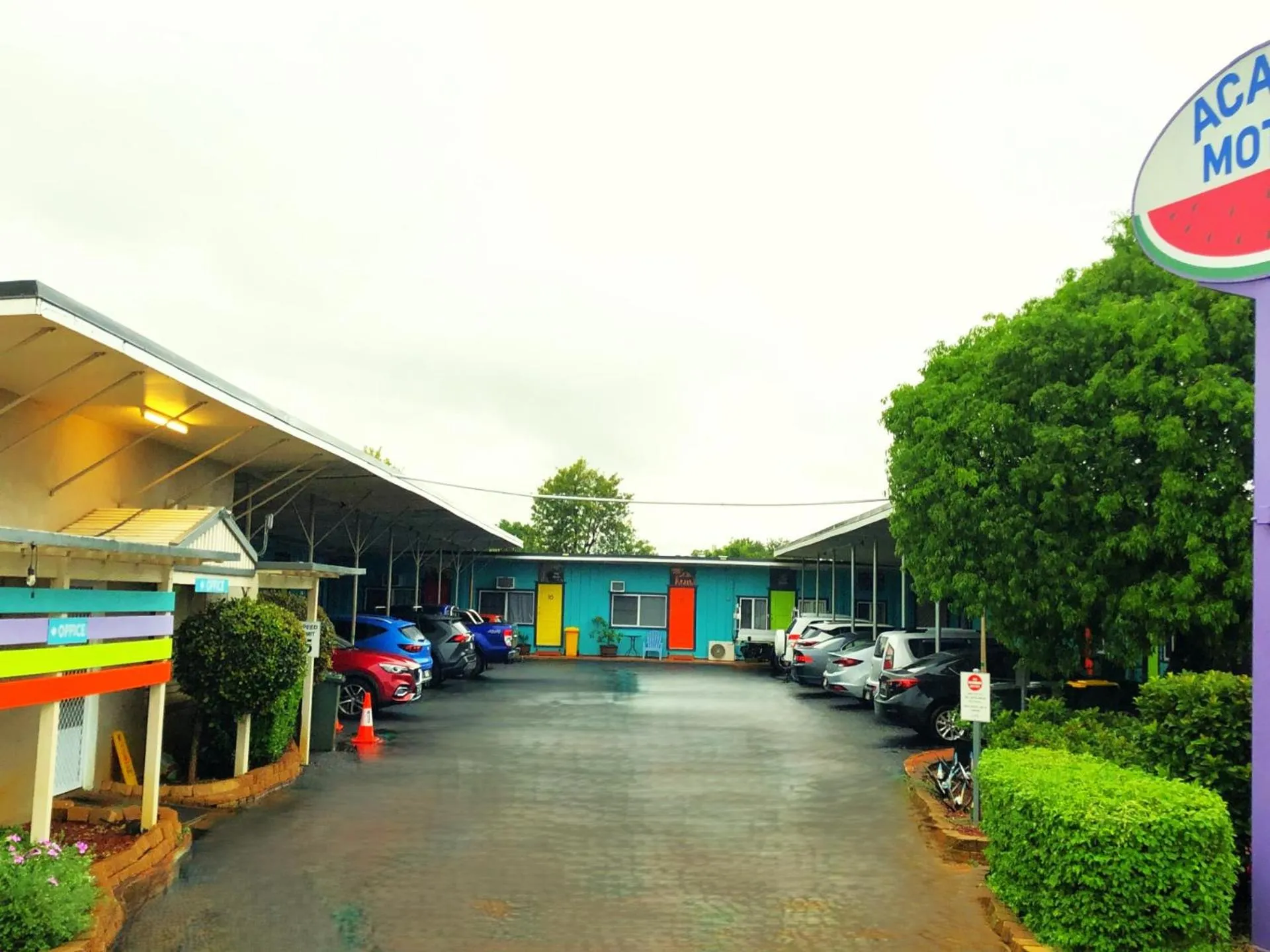 Property building in Acacia Motel