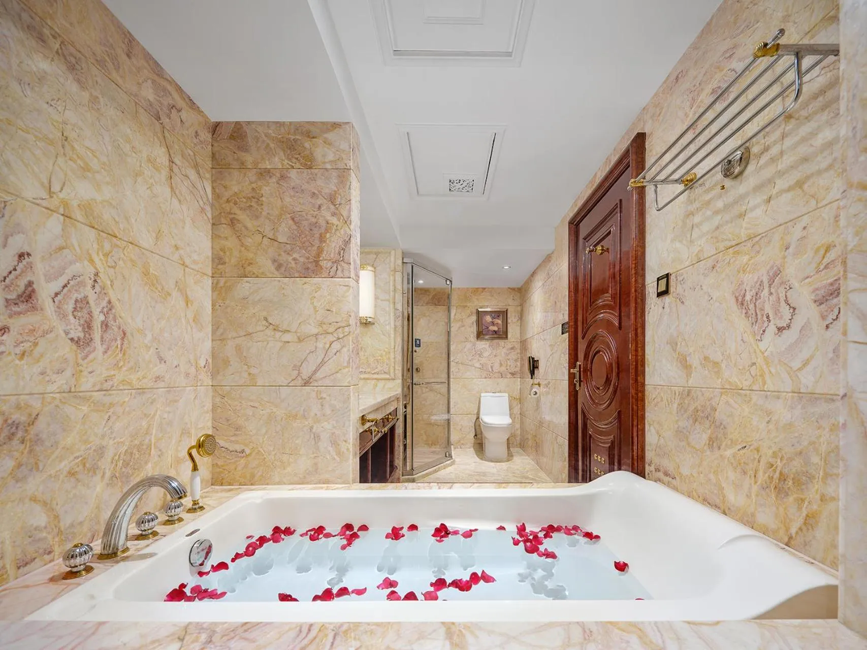 Photo of the whole room in Yueda Financial City International Hotel