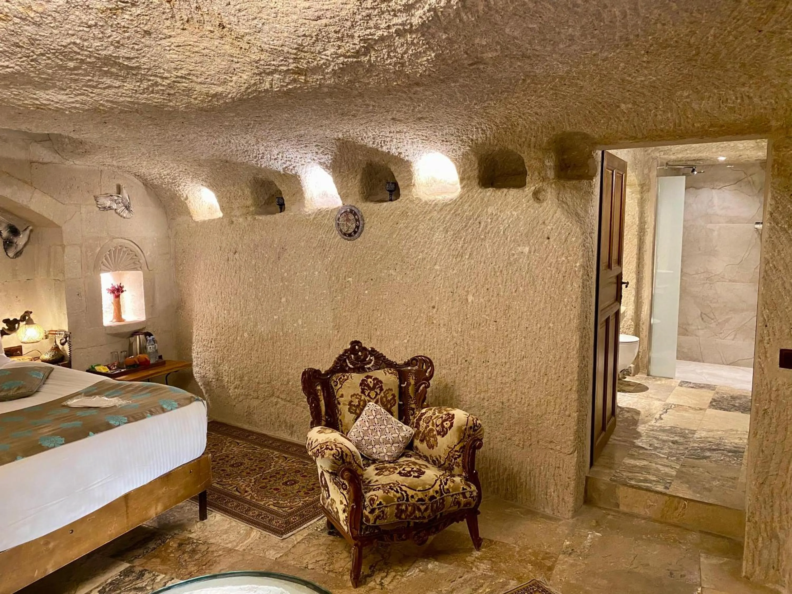 Bedroom in Aren Cave Hotel And Art Gallery