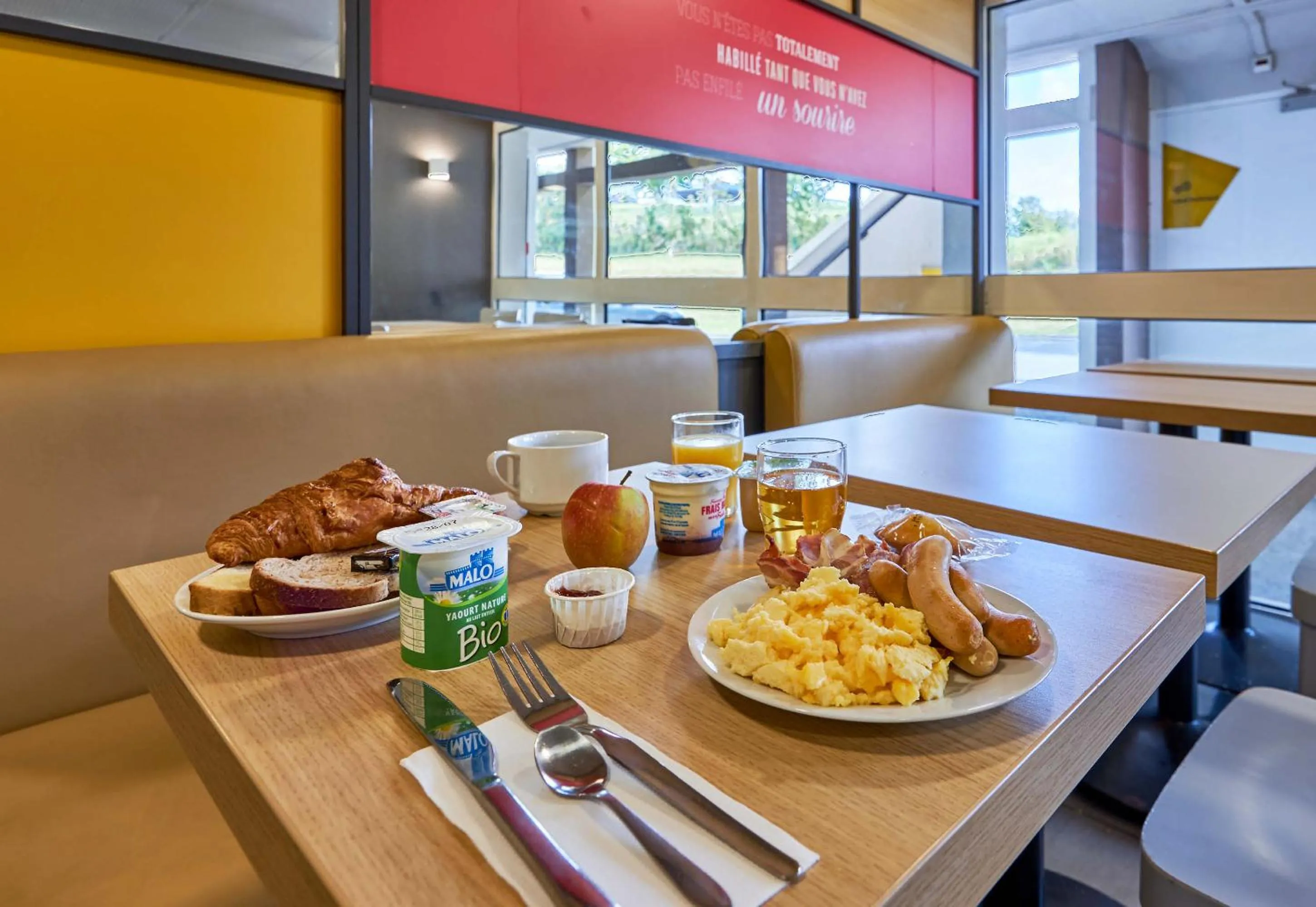 Buffet breakfast in B&B HOTEL Cherbourg