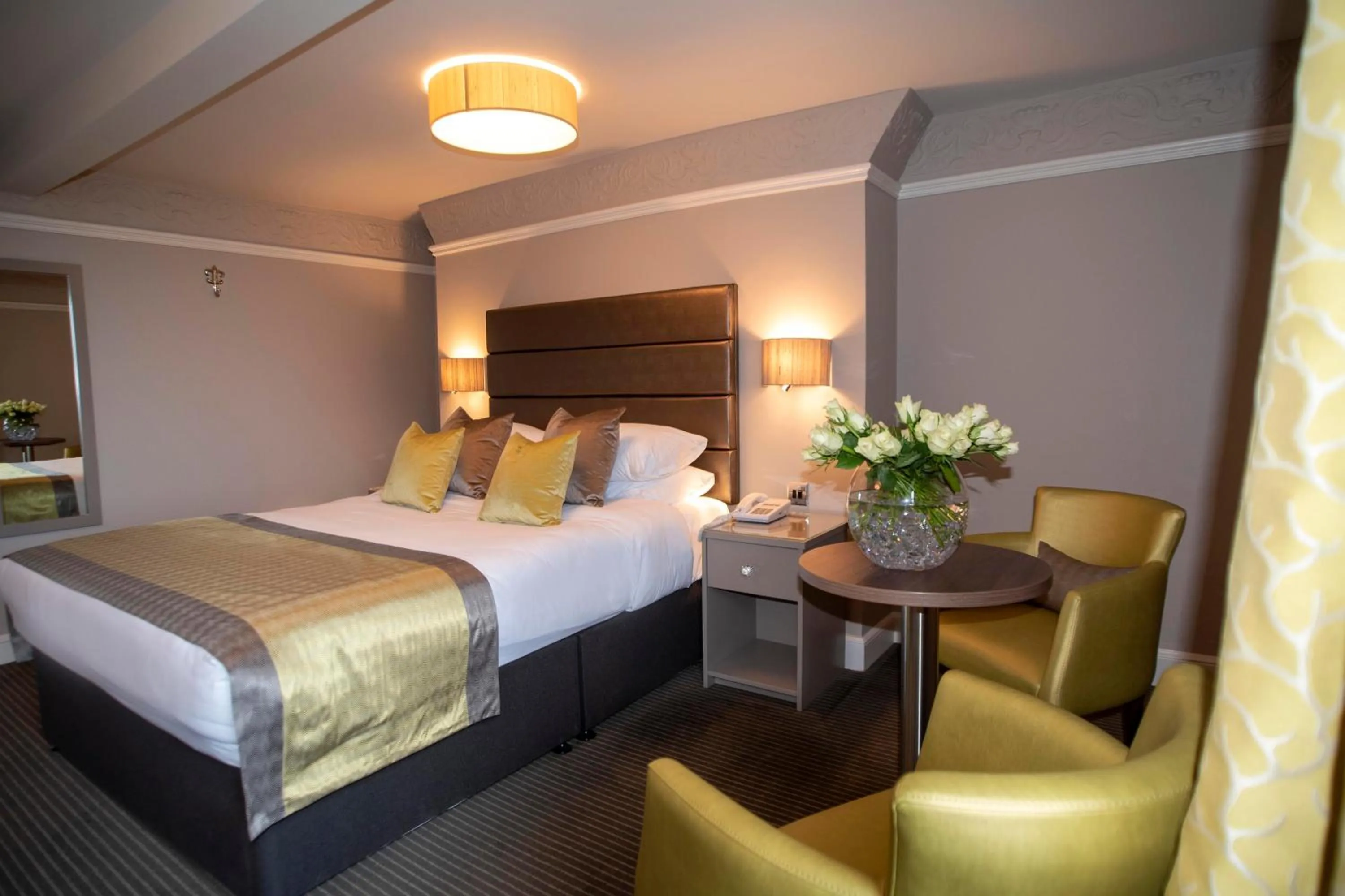 Photo of the whole room, Bed in Cubley Hall