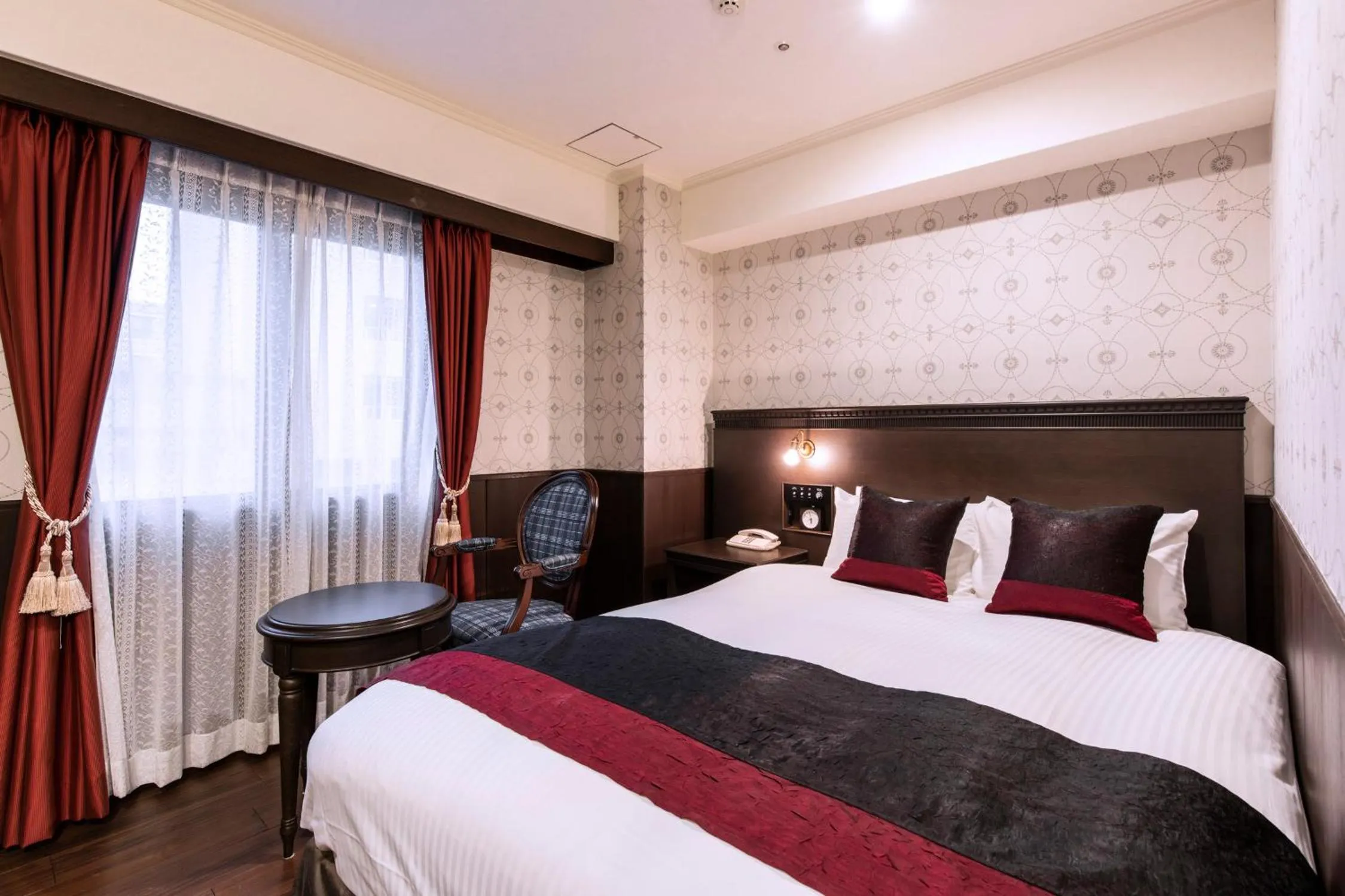 Photo of the whole room in Kobe Tor Road Hotel Sanraku