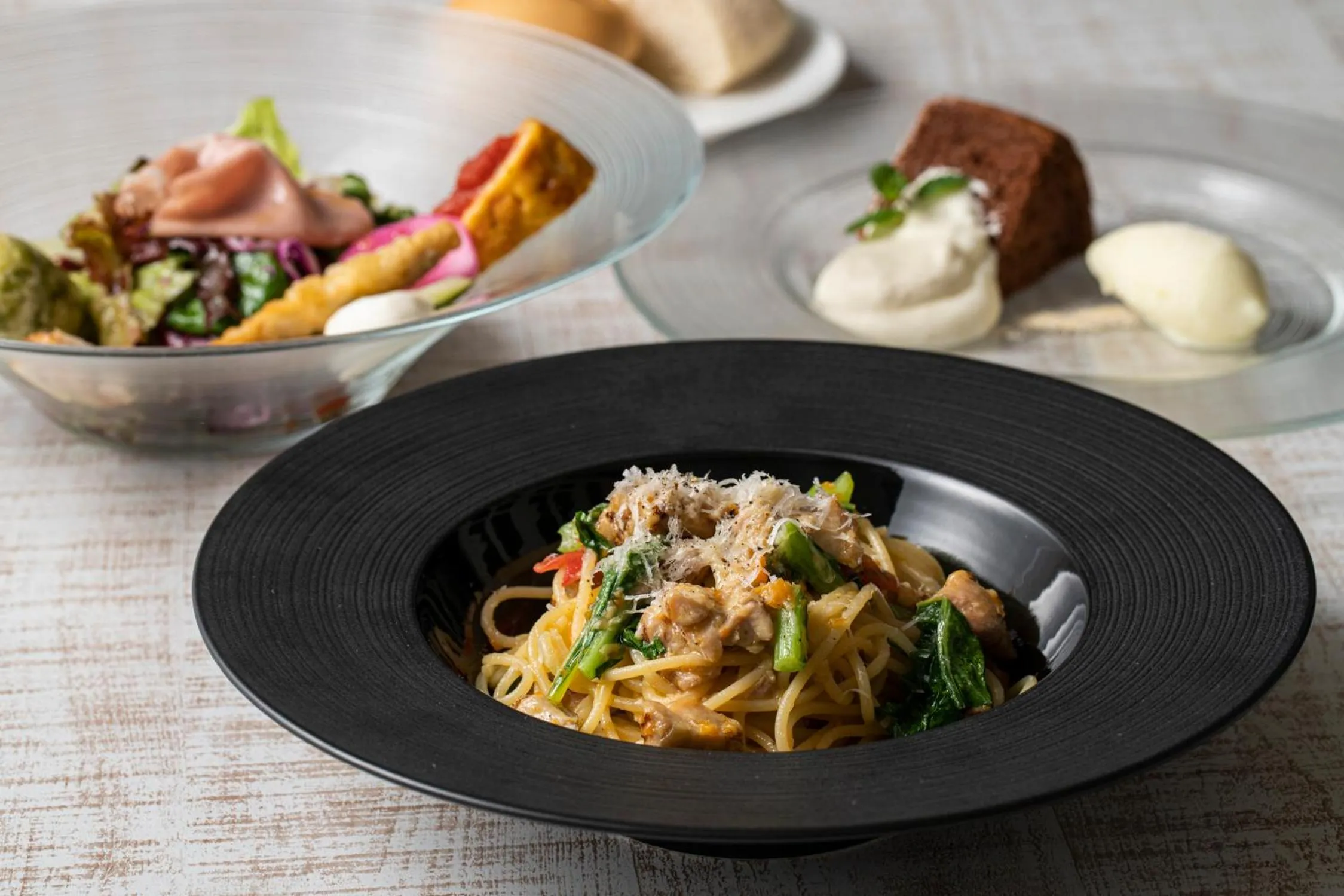 Restaurant/places to eat in Kobe Tor Road Hotel Sanraku