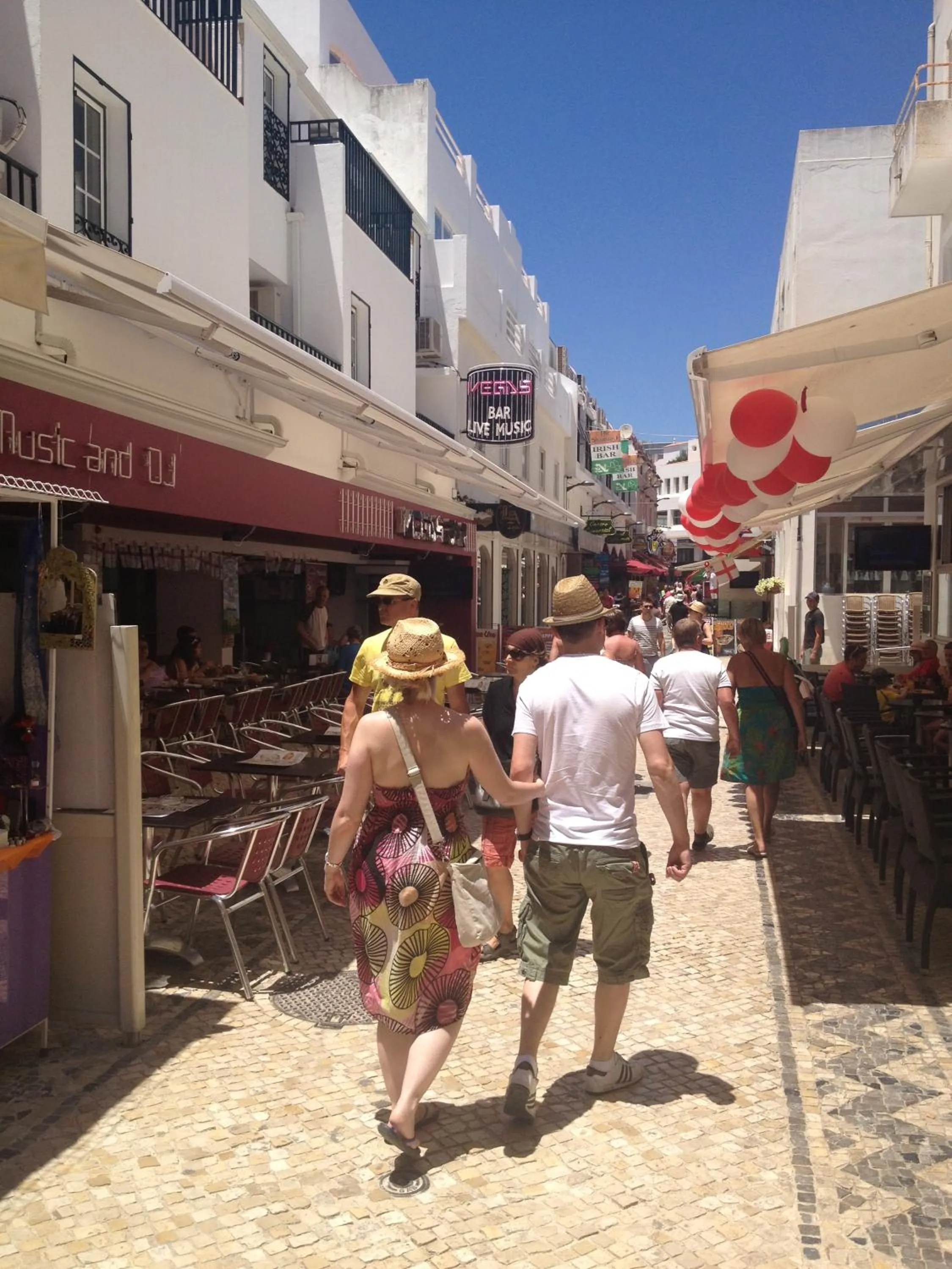 Nearby landmark in Cheerfulway Minichoro Apartamentos