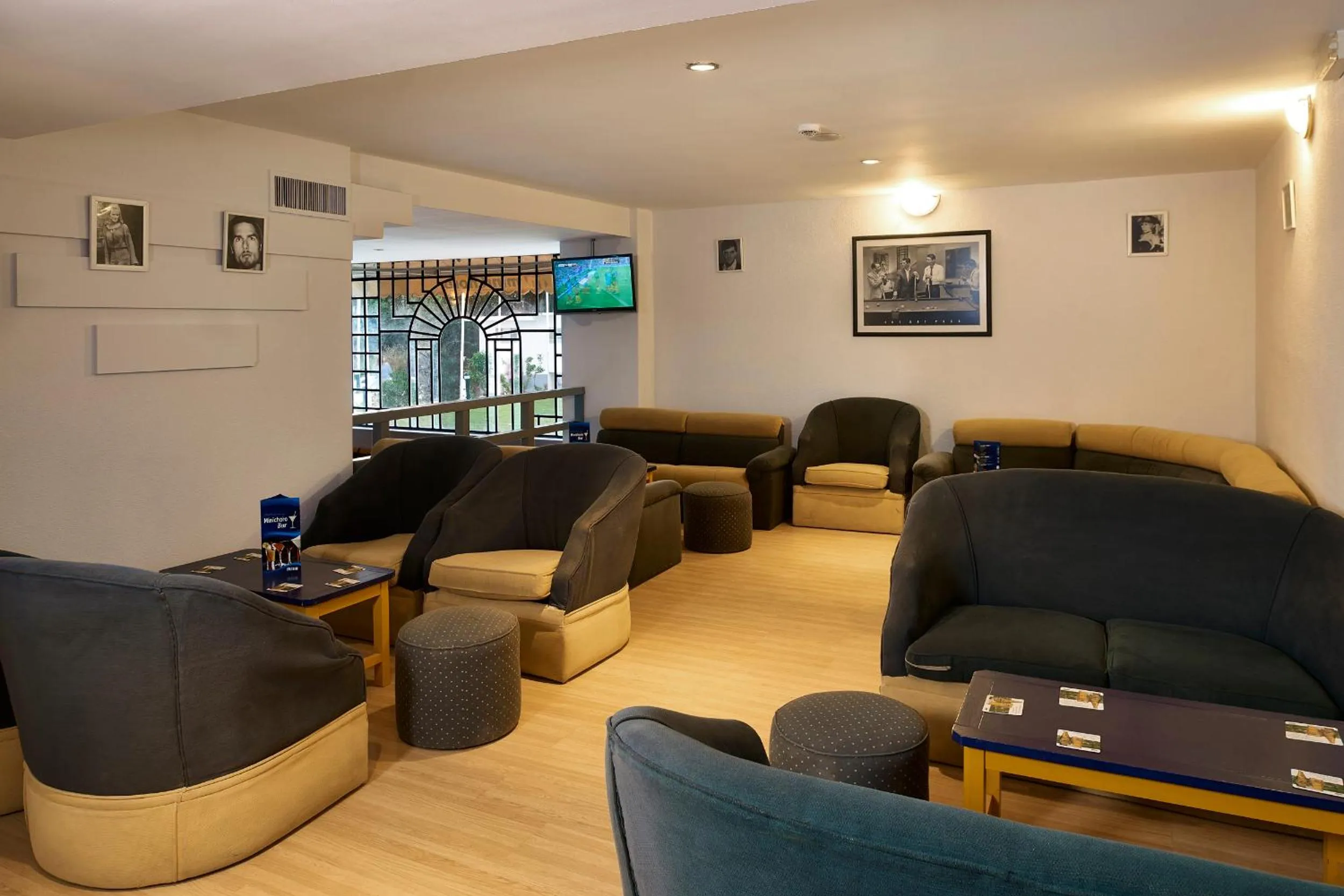 Lounge or bar in Cheerfulway Minichoro Apartamentos