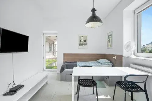 Twin Room with Balcony - single occupancy in Sport Rooms I Chodakowska Warszawa Twin Room with Balcony - single occupancy in Sport Rooms I Chodakowska Warszawa