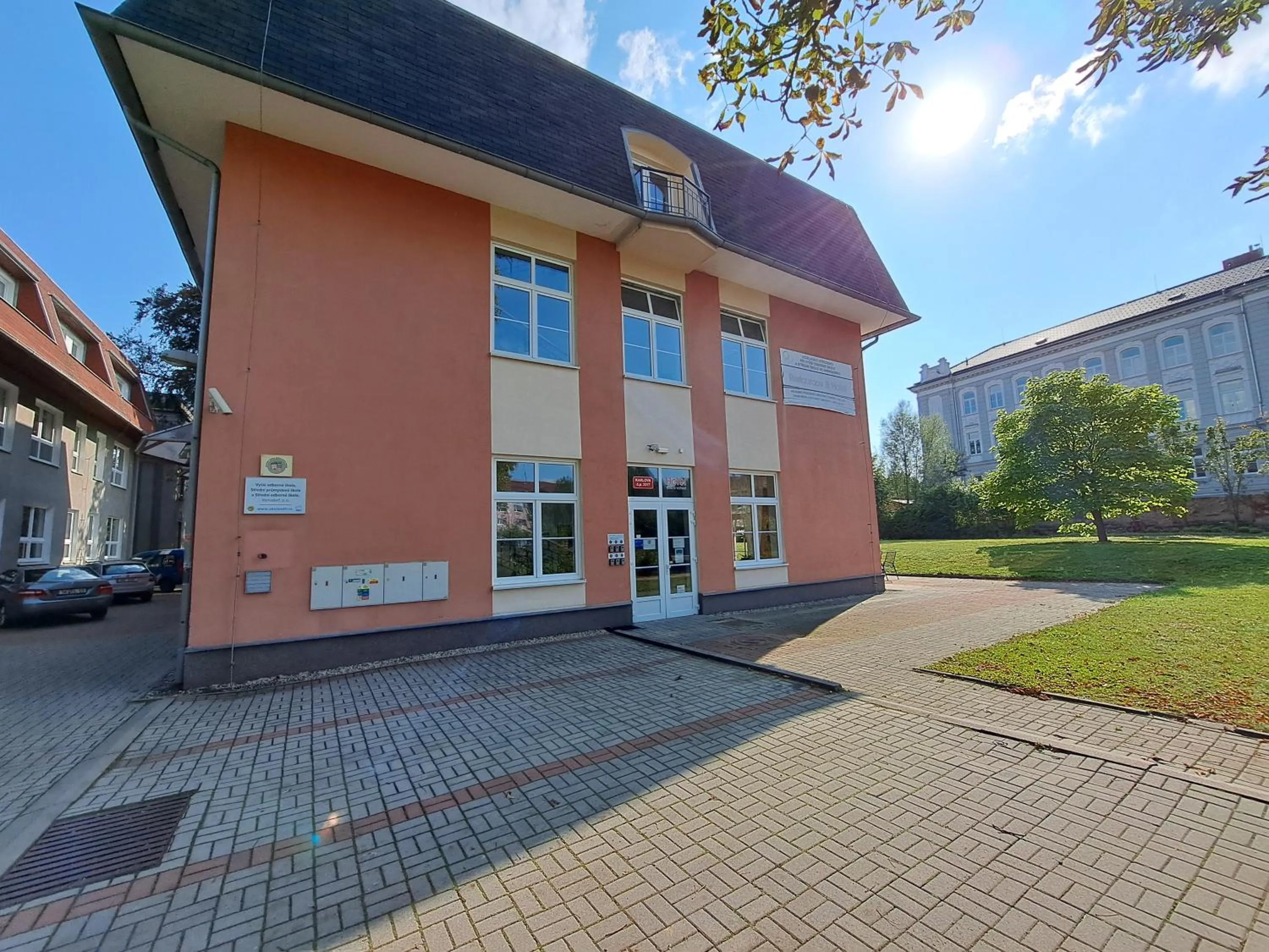 Property building in Vzdělávací Středisko a Hotel
