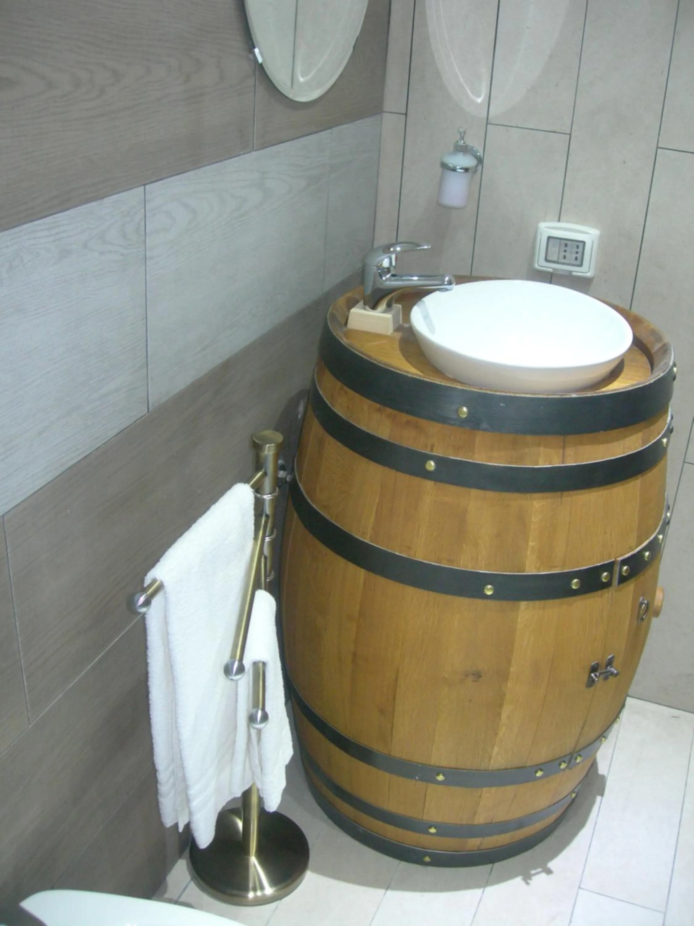 Bathroom in Modica Garden Resort