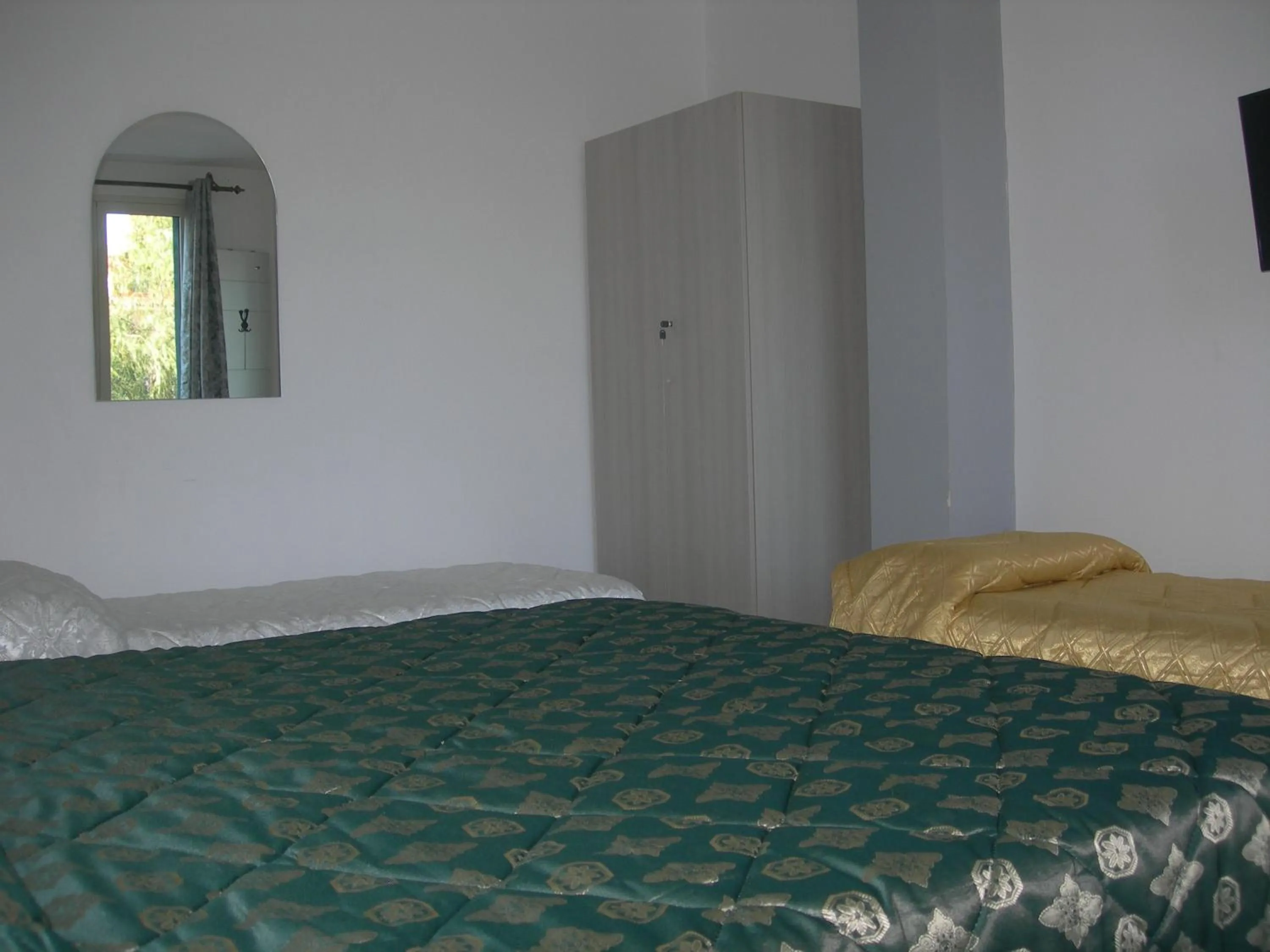 Photo of the whole room, Bed in Modica Garden Resort