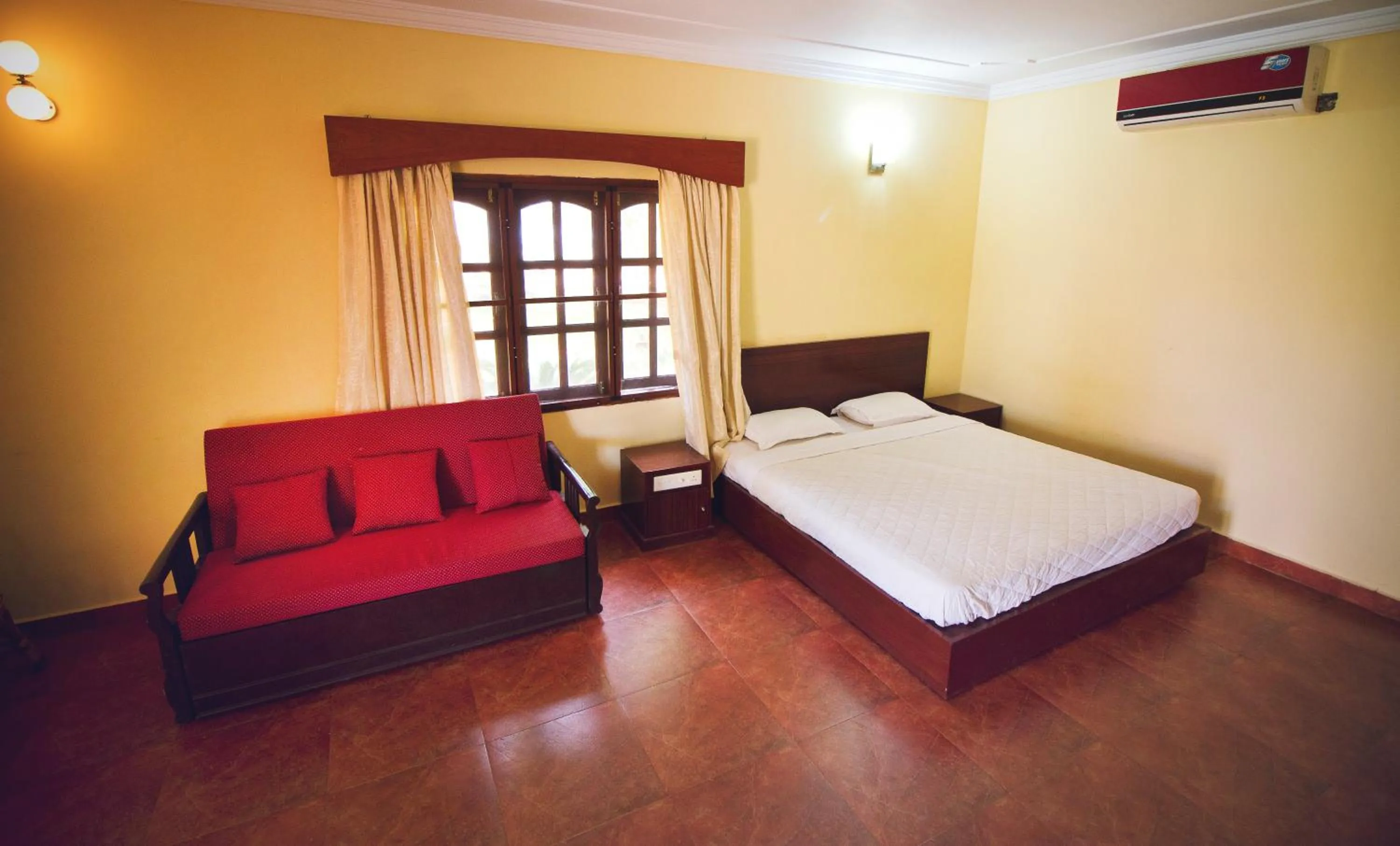 Day, Bed in Paradise Lagoon