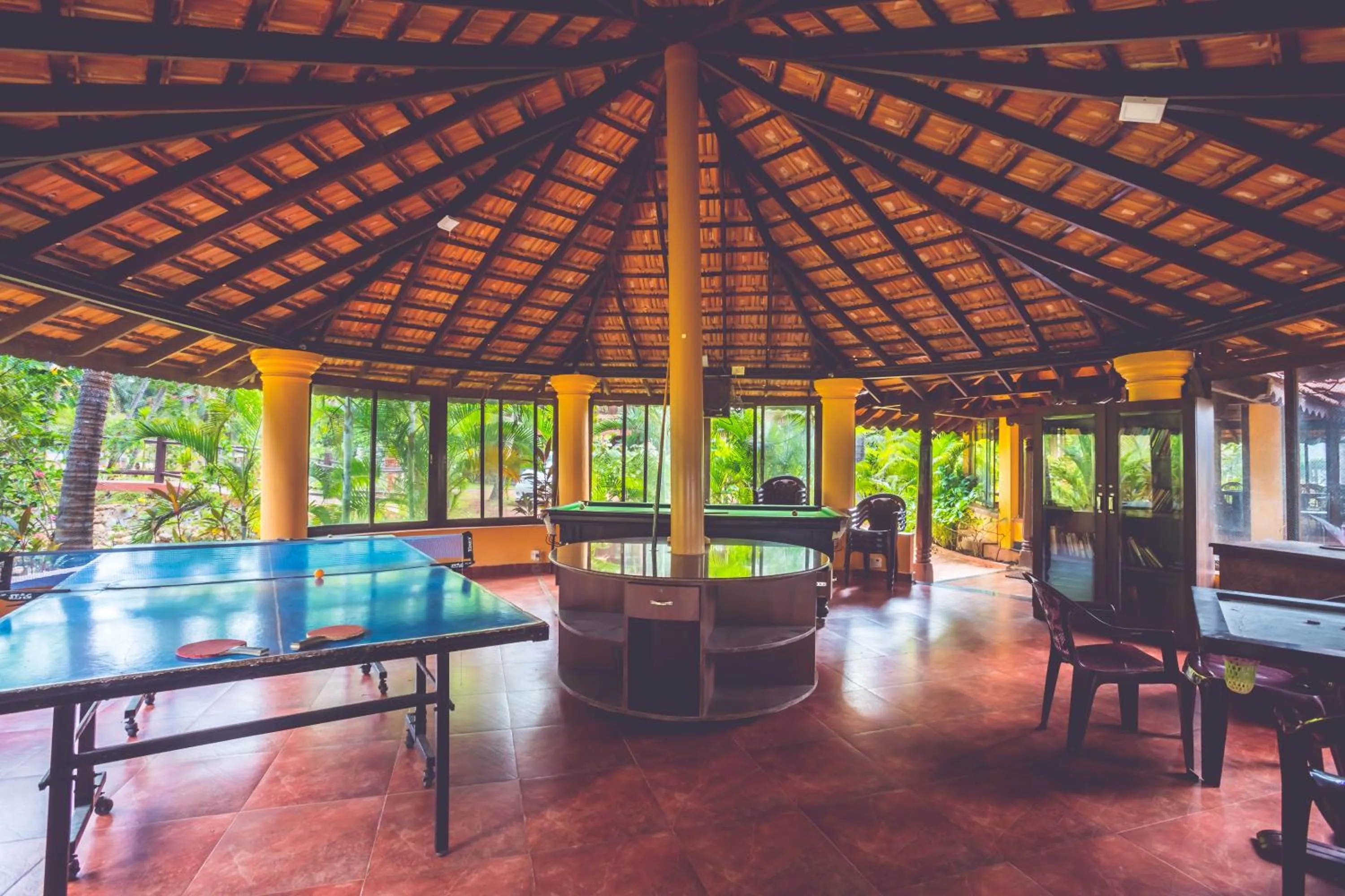 Game Room in Paradise Lagoon