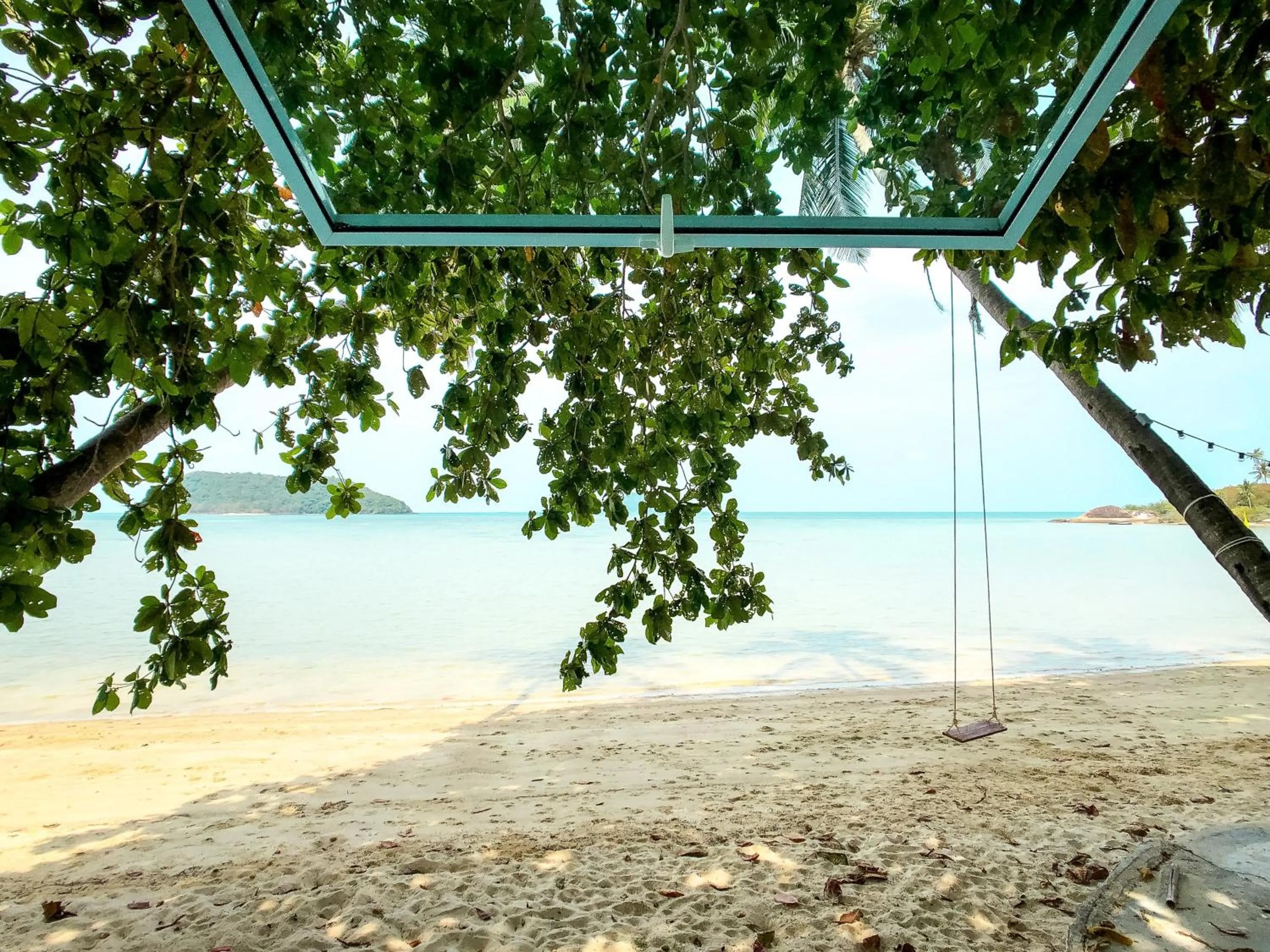 Studio with Sea View in Colorful Hut