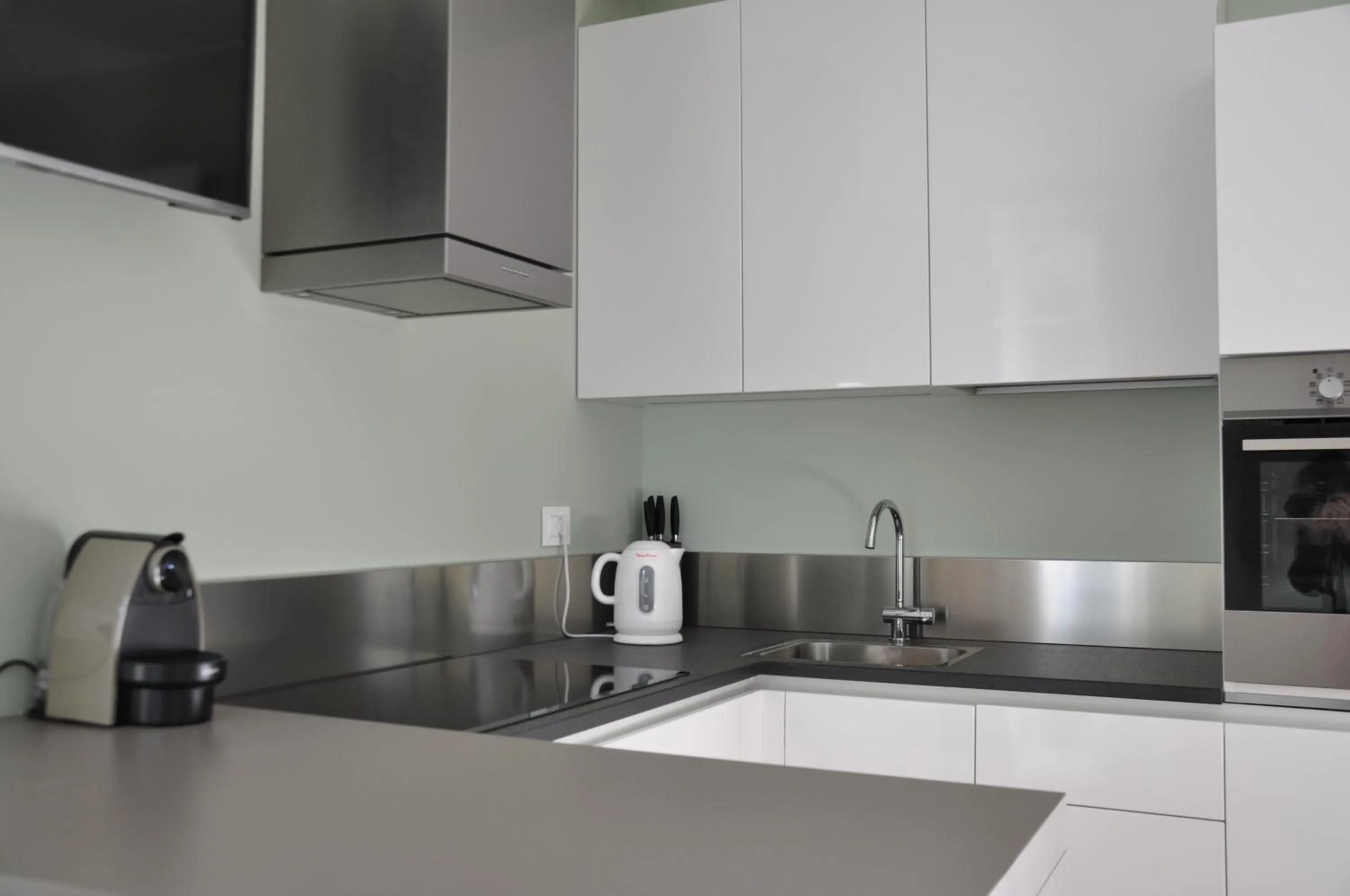 Kitchen or kitchenette in Casa Lari Stresa