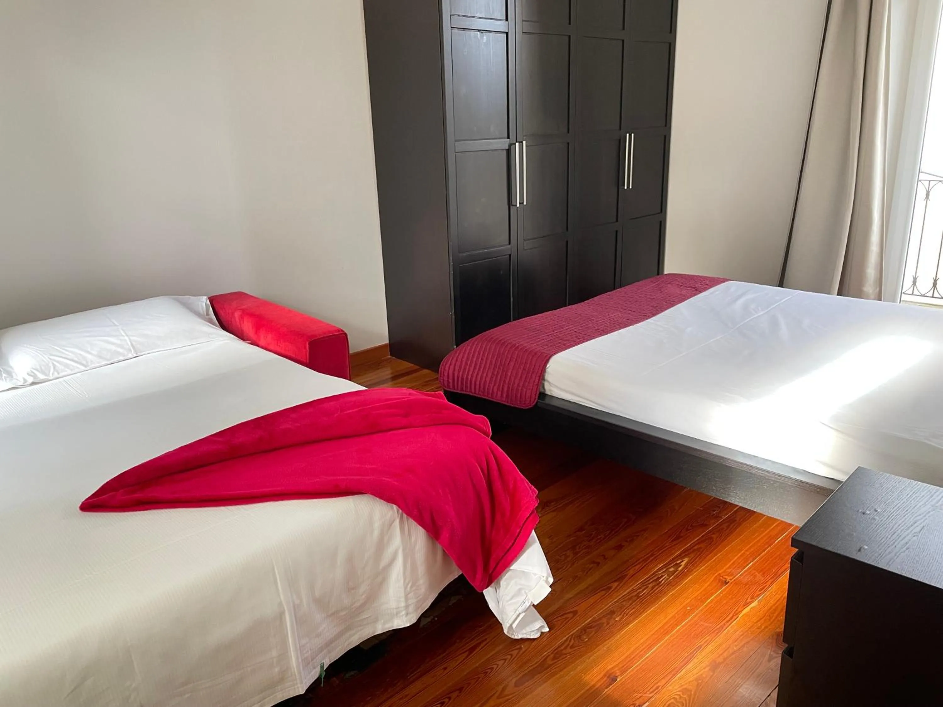 Bedroom, Bed in Casa Lari Stresa