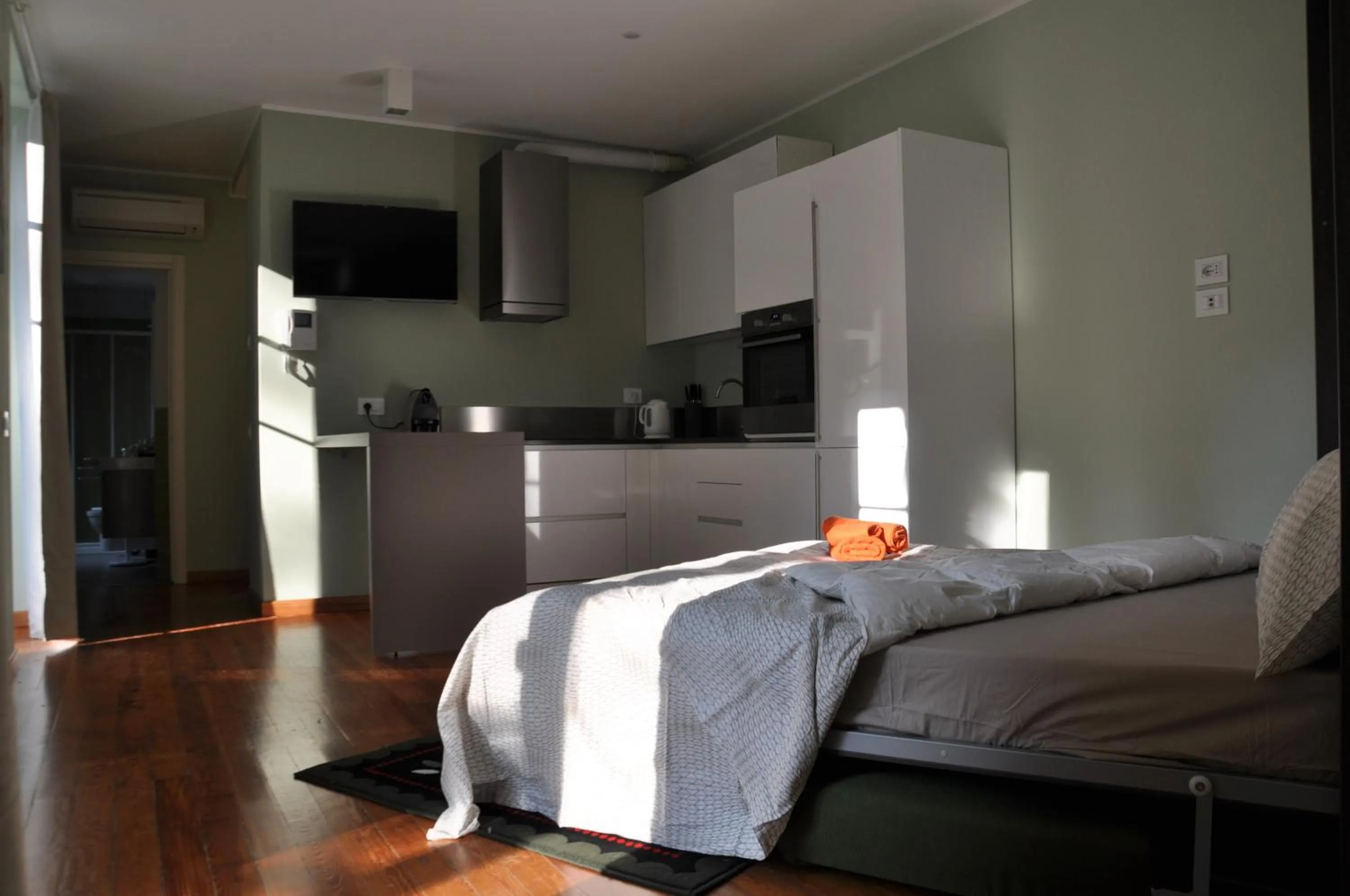 Day, Bed in Casa Lari Stresa