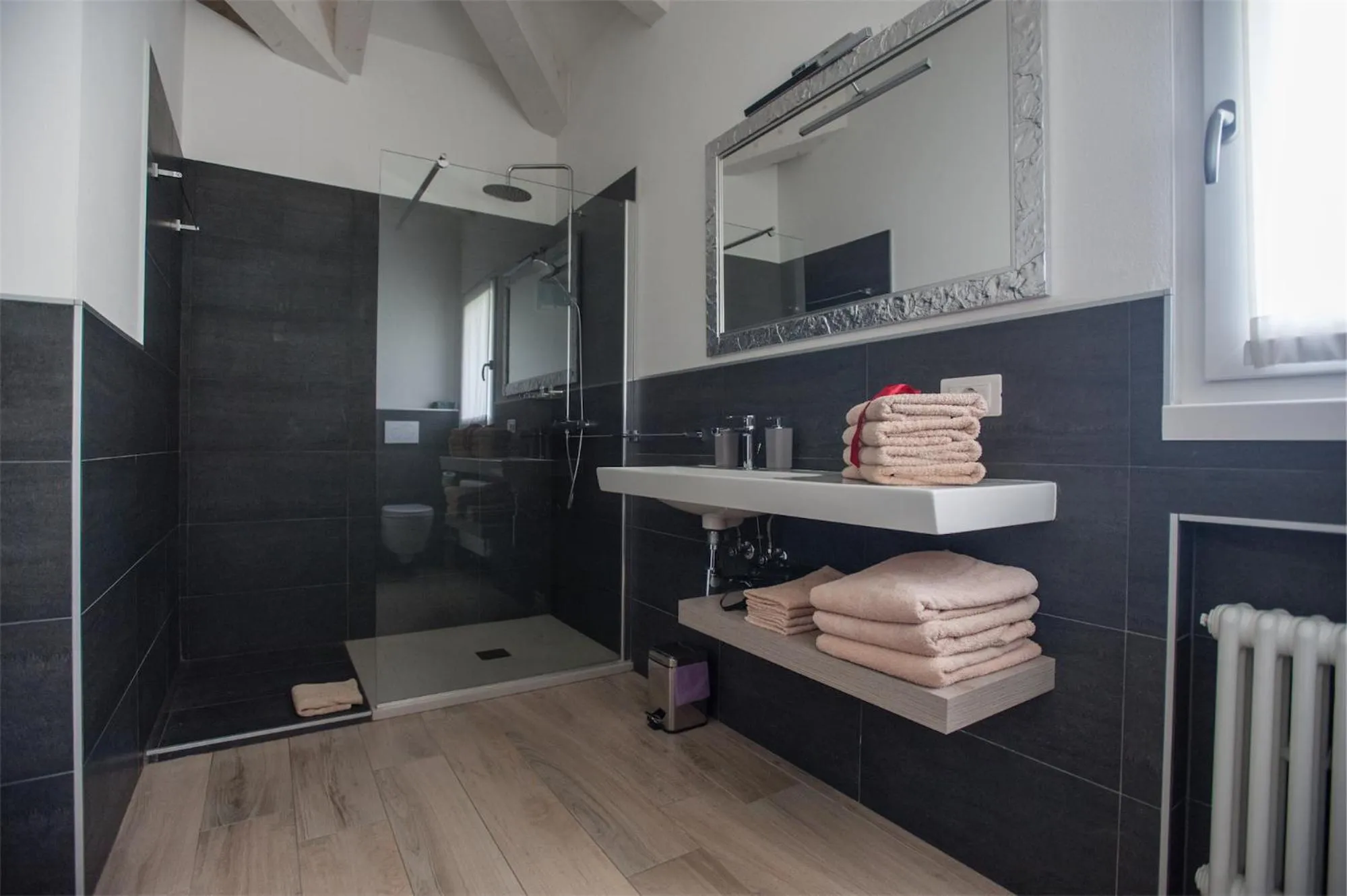 Shower in Terrazze sul Garda