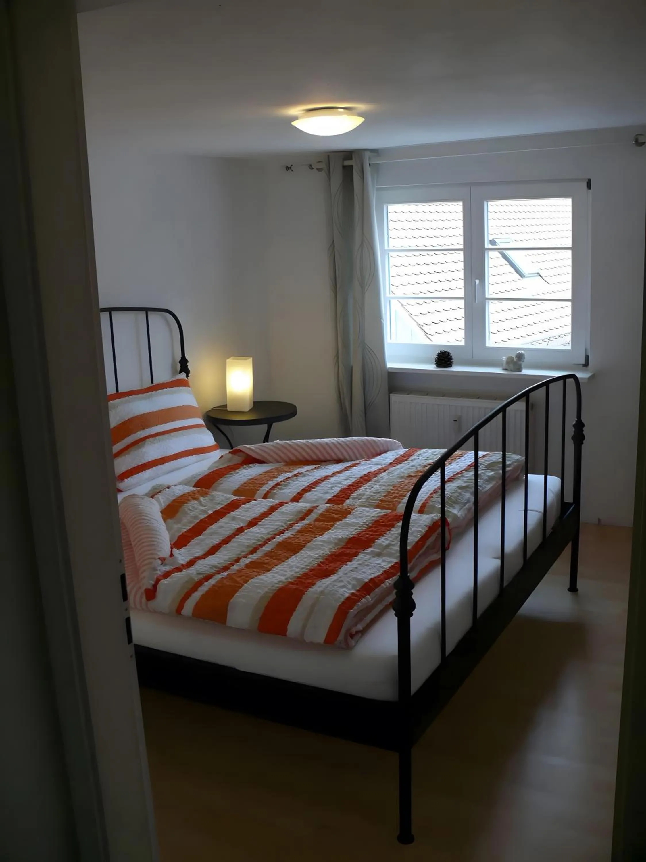 Property building, Bed in Alte Wassermühle