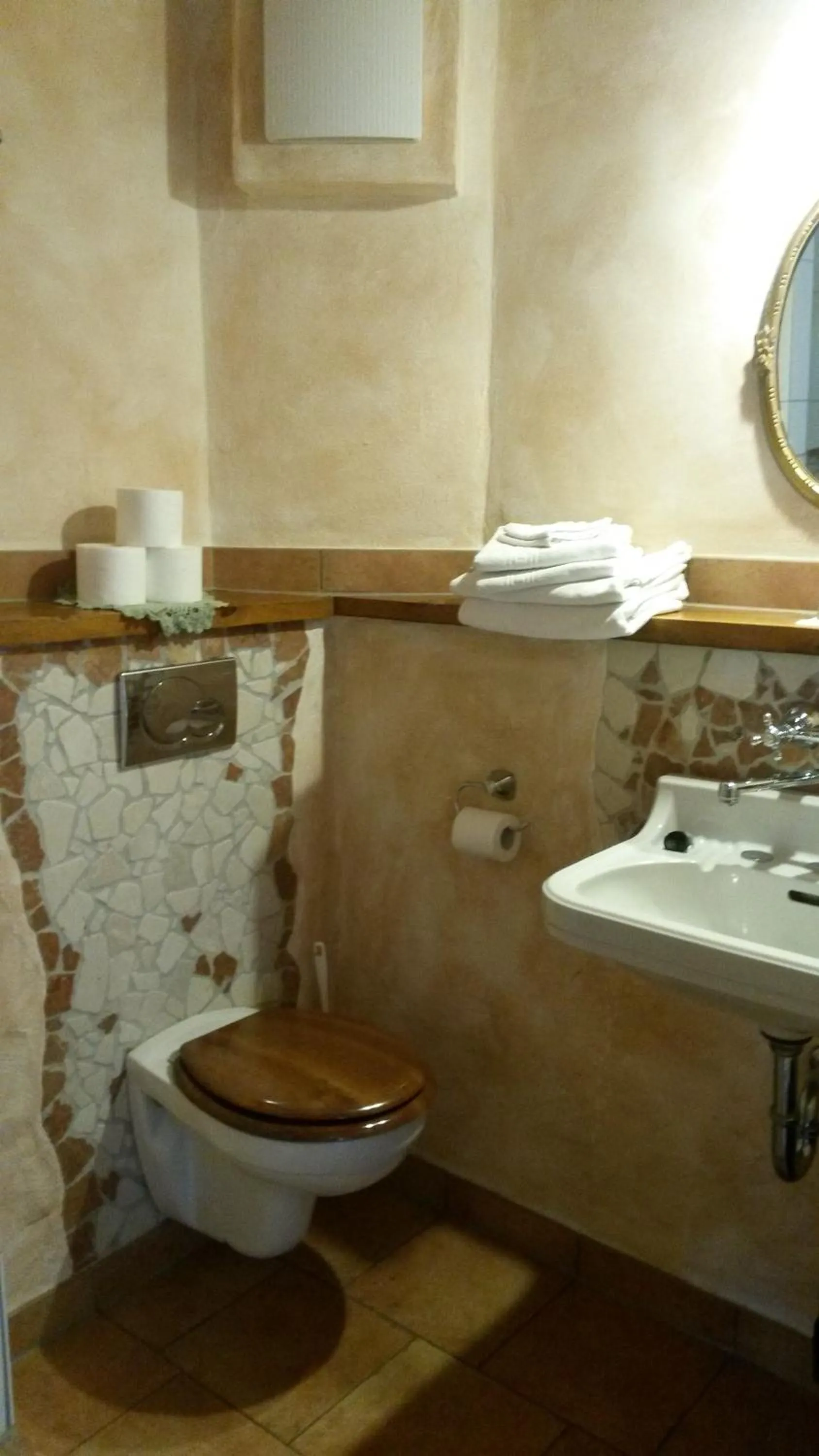 Bathroom in Historische Wassermühle