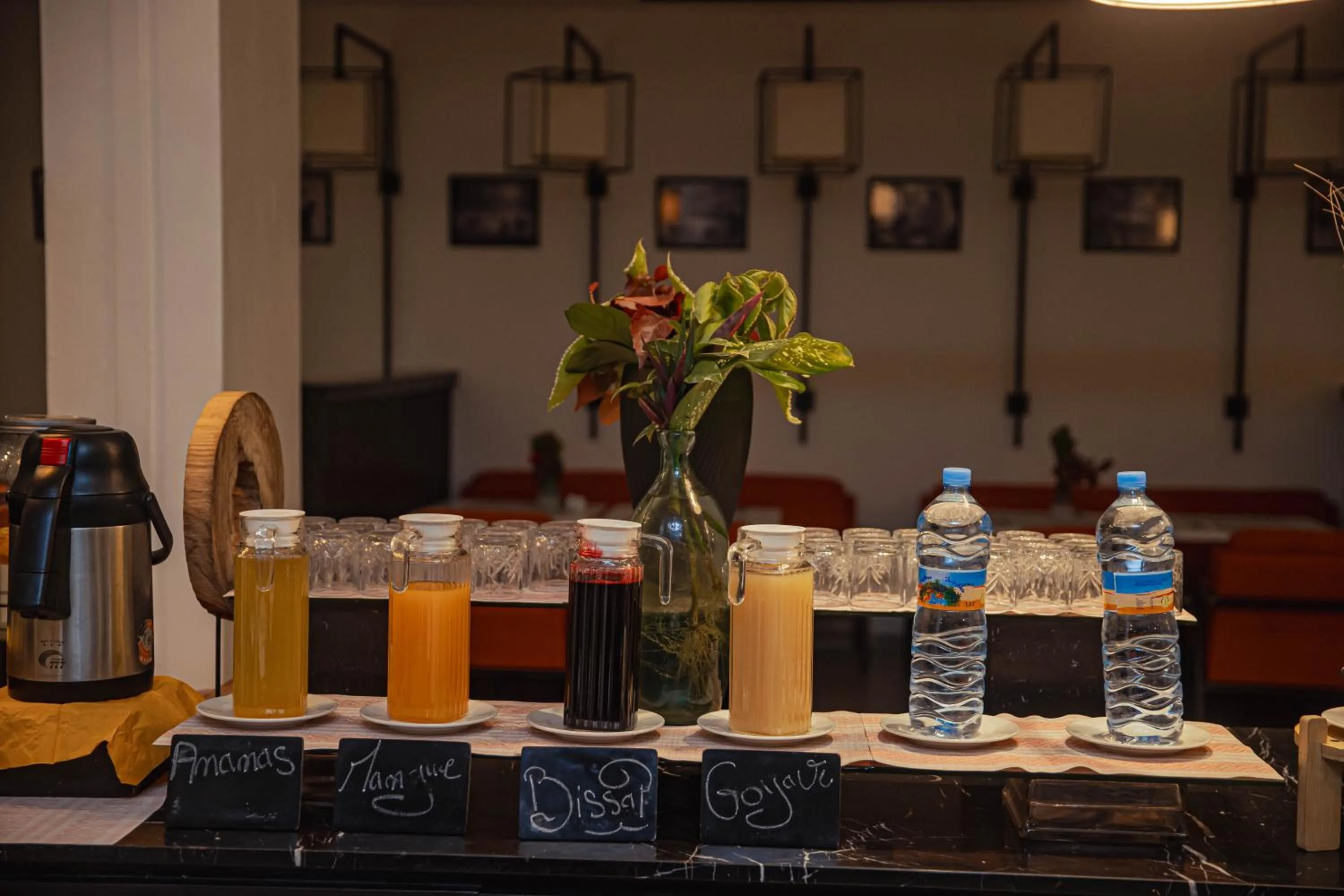 Buffet breakfast in Azalaï Hôtel Nouakchott
