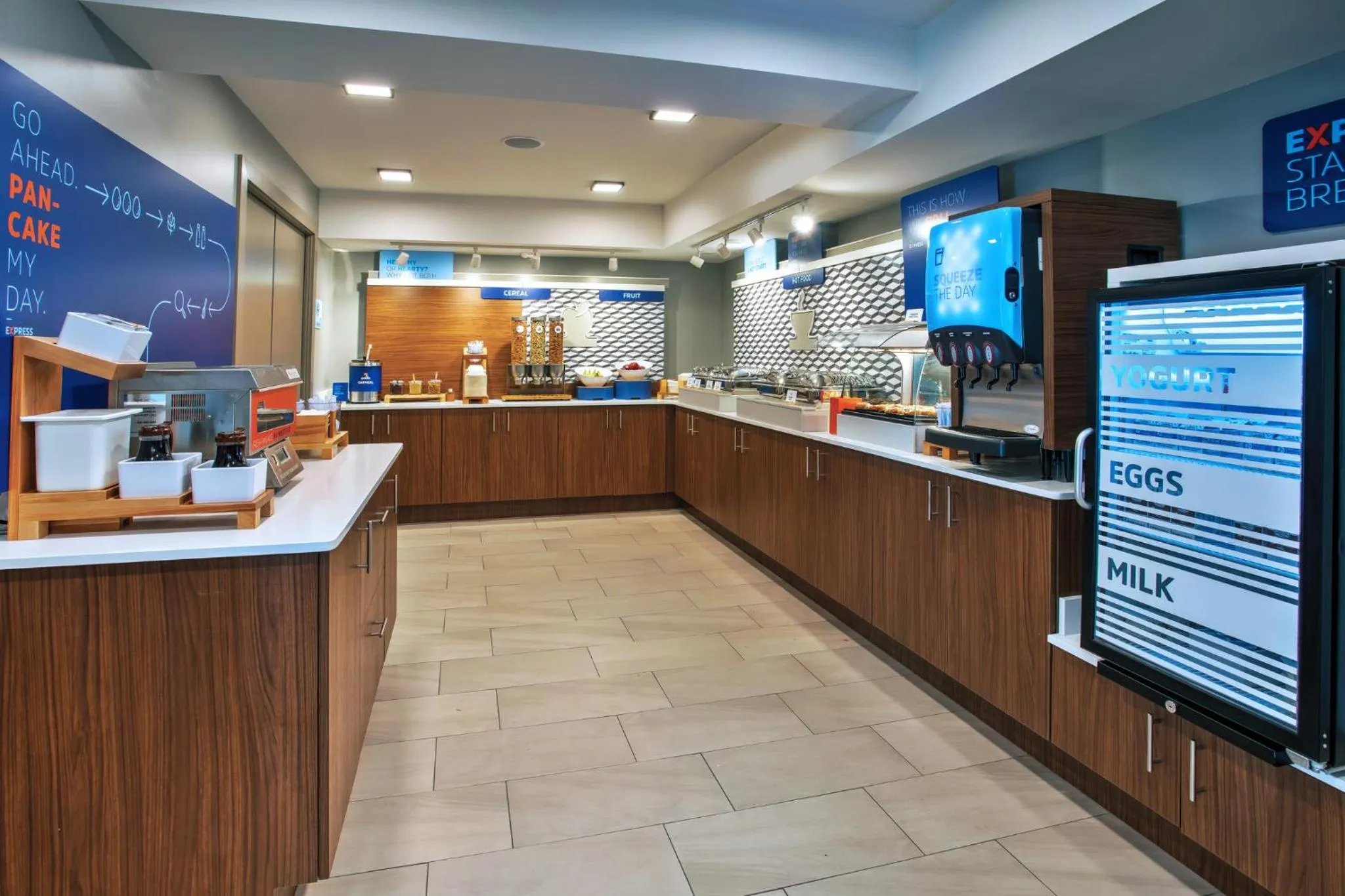 Breakfast in Holiday Inn Express Kitty Hawk - Outer Banks by IHG