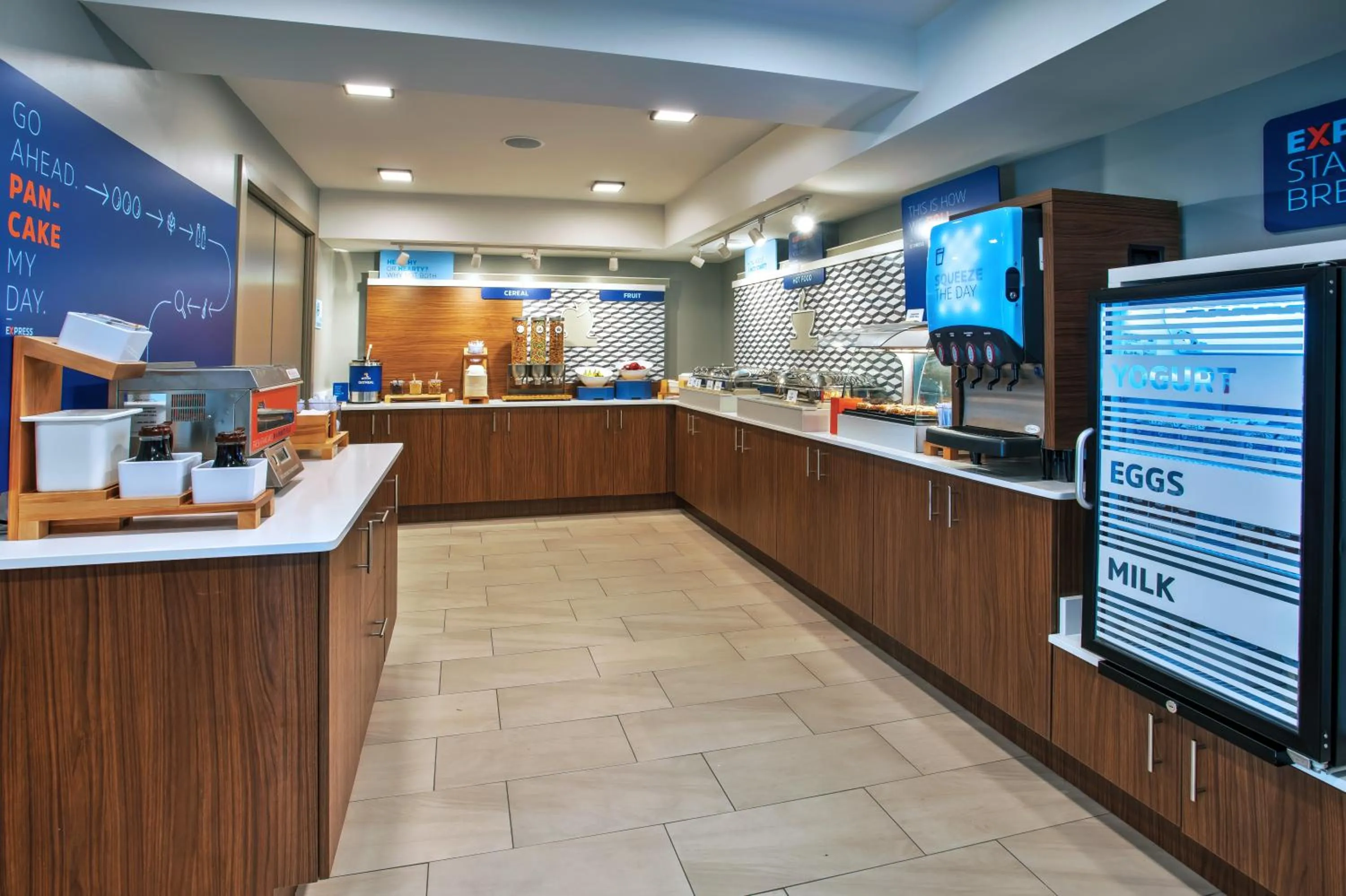 Breakfast in Holiday Inn Express Kitty Hawk - Outer Banks by IHG