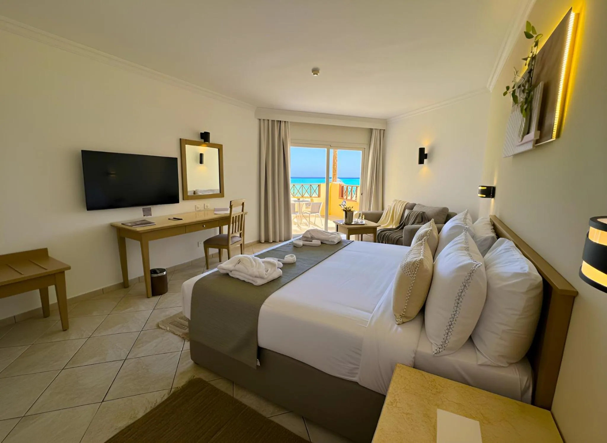 View (from property/room), Bed in Casa Mare Resort - ex, Royal Tulip Beach Resort