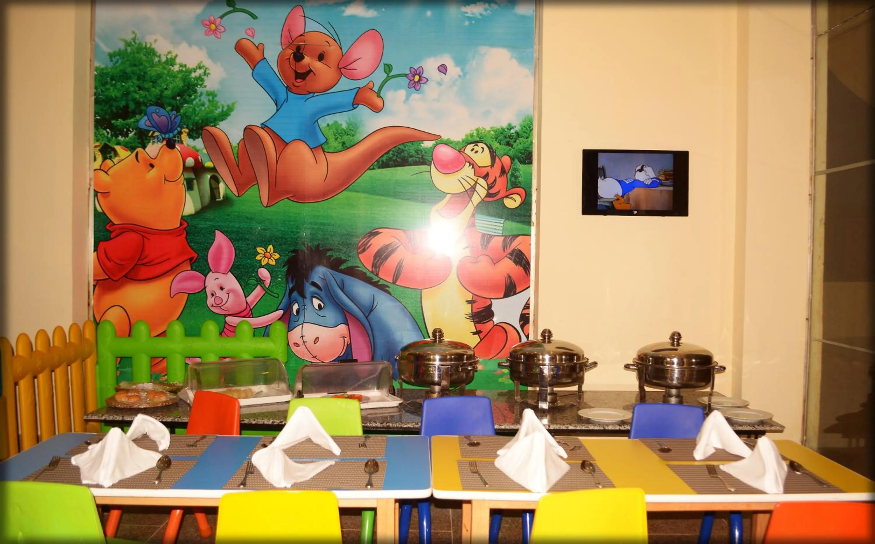 Restaurant/places to eat in Casa Mare Resort - ex, Royal Tulip Beach Resort