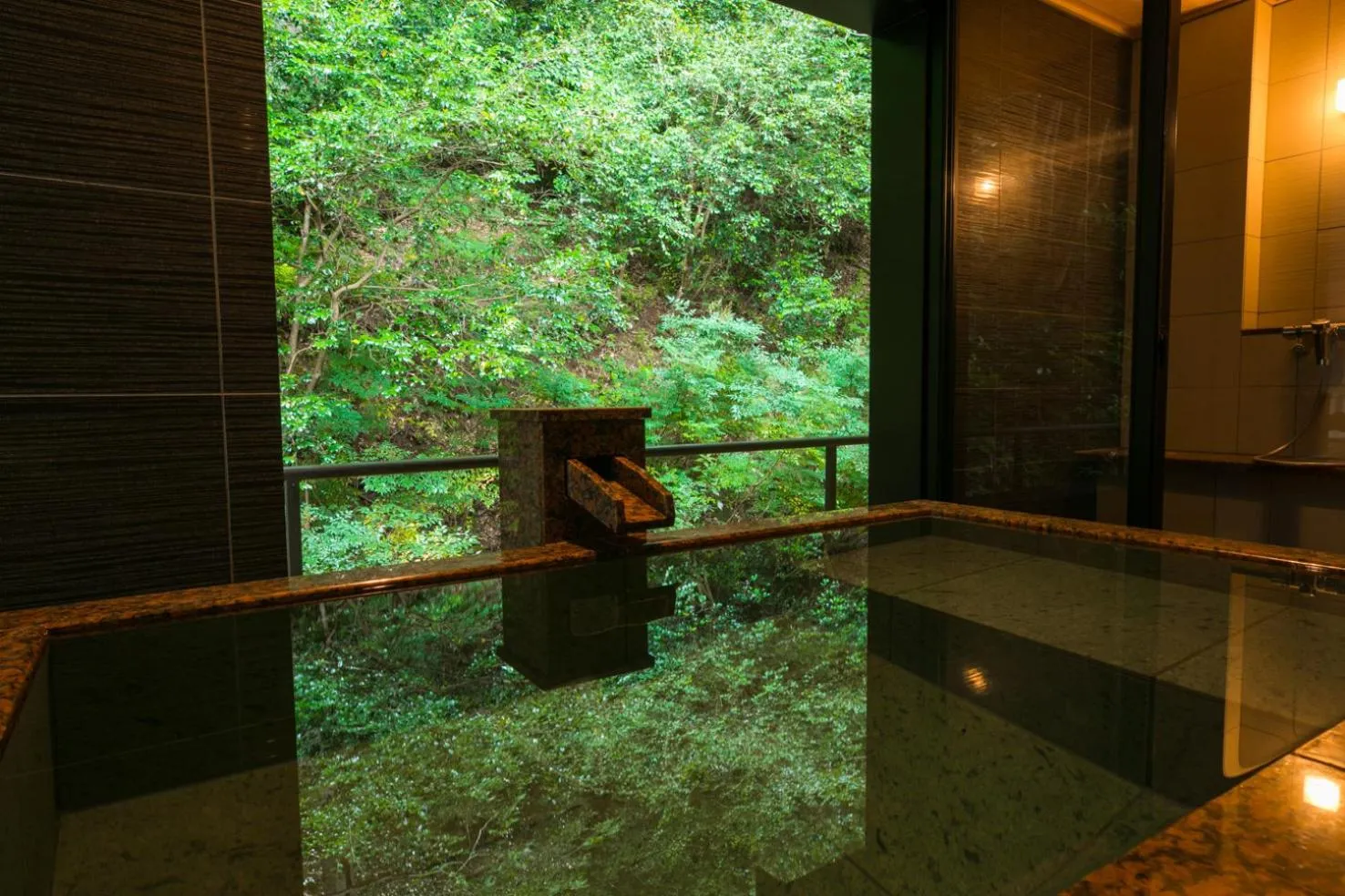 Hot Spring Bath in Kagiya