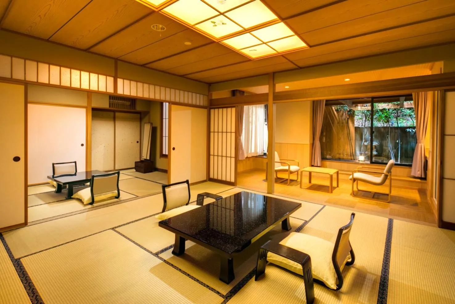 Photo of the whole room in Kagiya