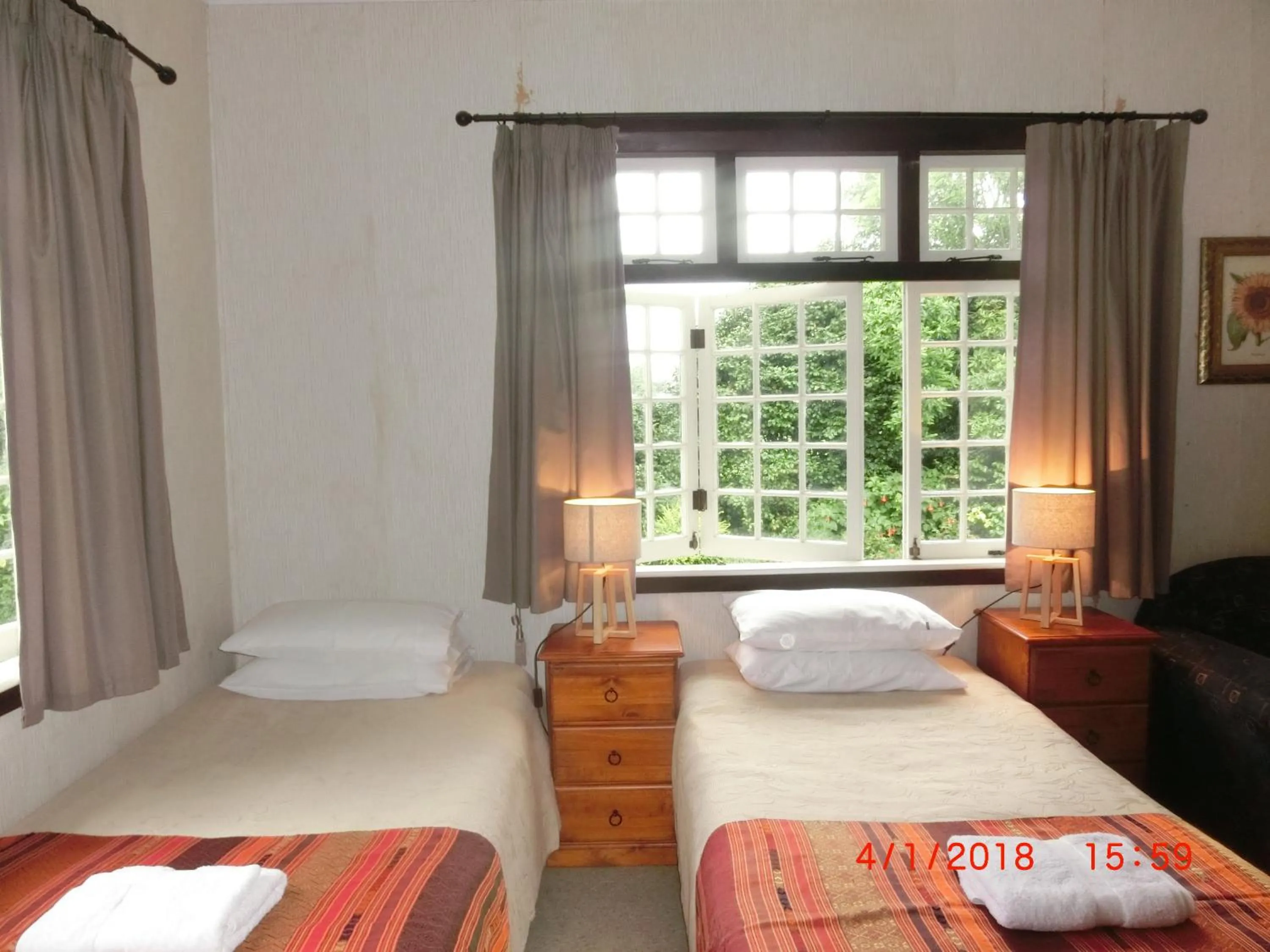 Bed in Homestead B&B Cambridge