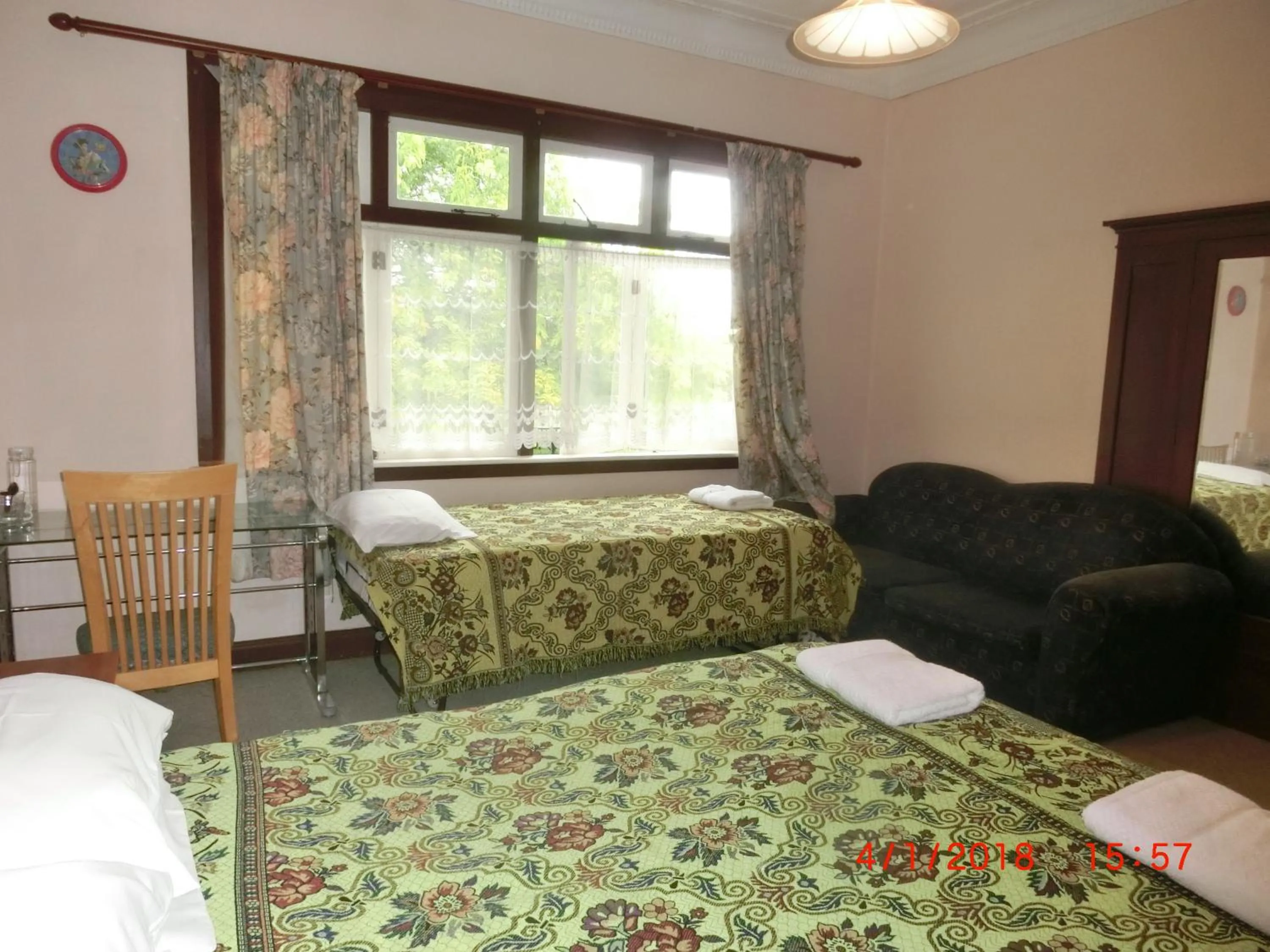 Bed in Homestead B&B Cambridge