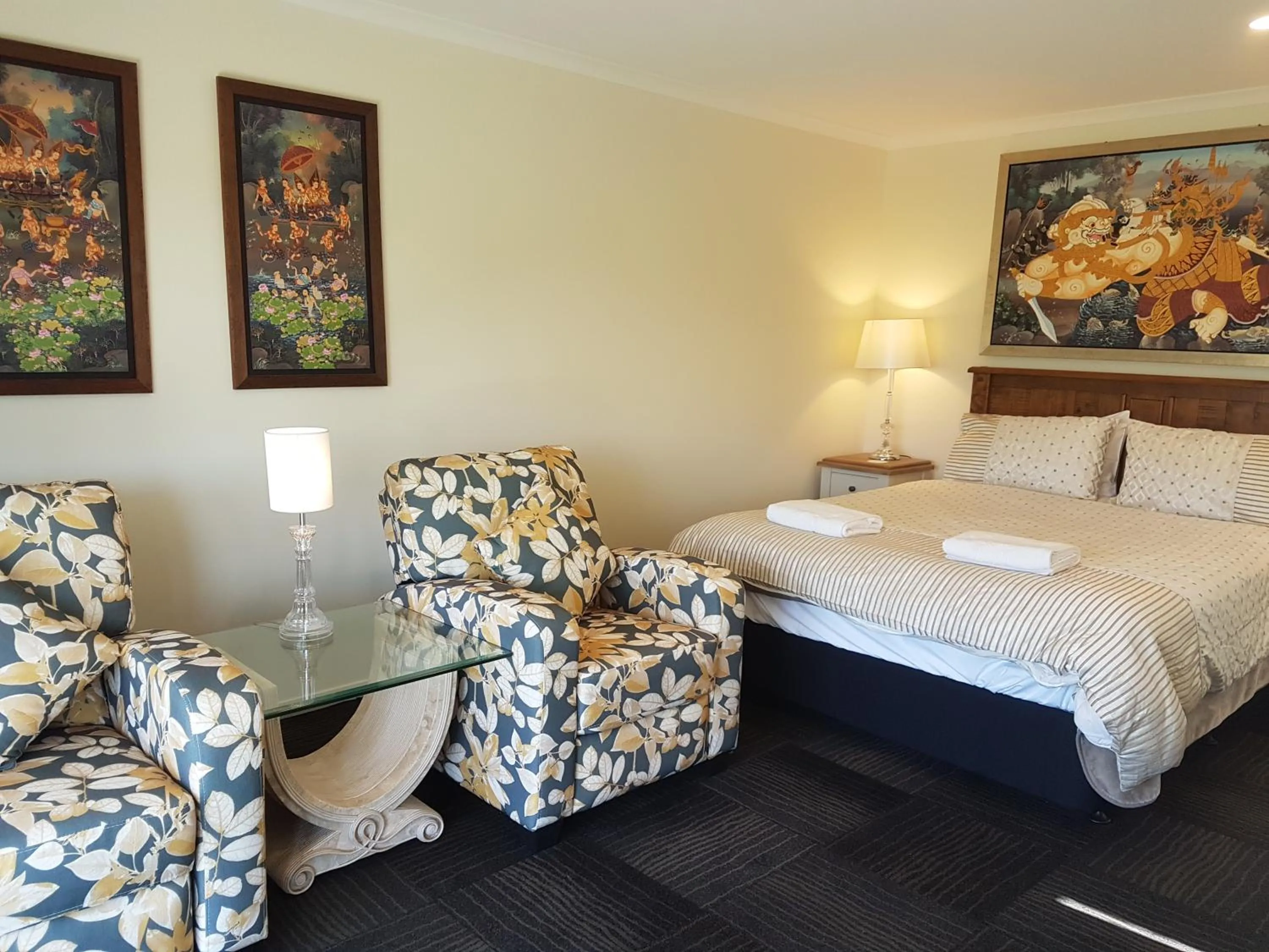 Bed in Homestead B&B Cambridge